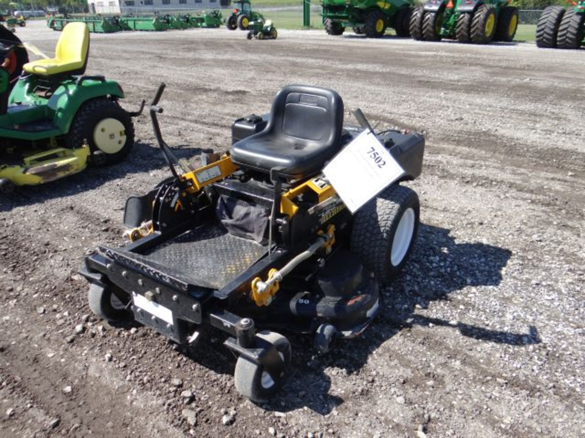 Lot 7502 - 2005 Cub Cadet M50KMS Zero Turn Mower 400 hrs, 23hp, Kohler, Air Cool, 50" Deck,