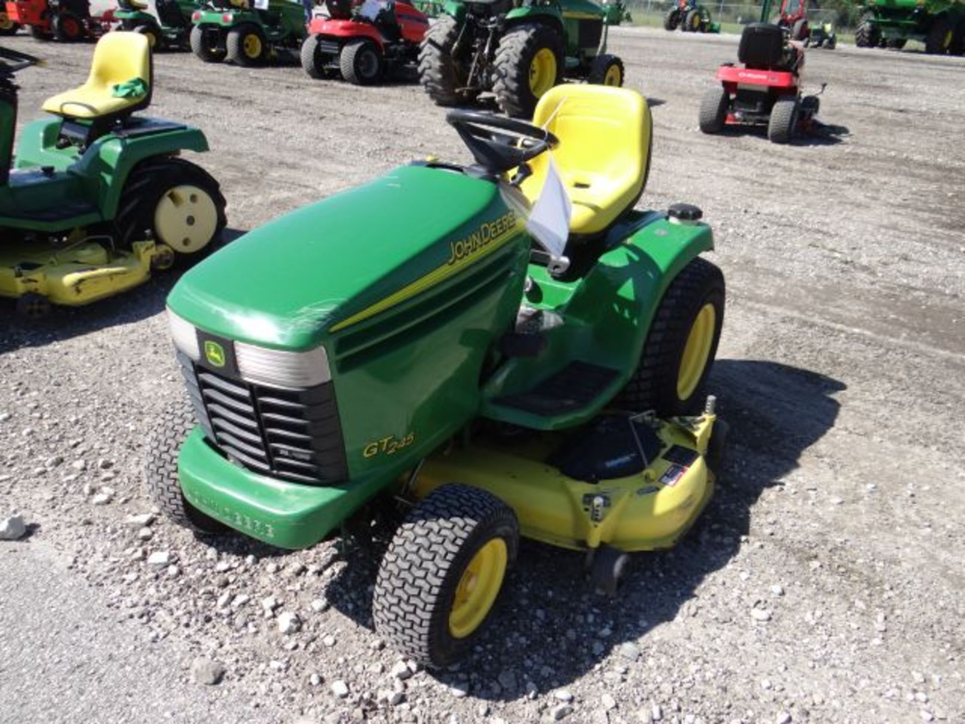 Lot 14653 - 2003 JD GT245/54 Mower 886 hrs, 20hp, Kawasaki, Air Cool, Hydro, 54" Deck, - Image 4 of 4