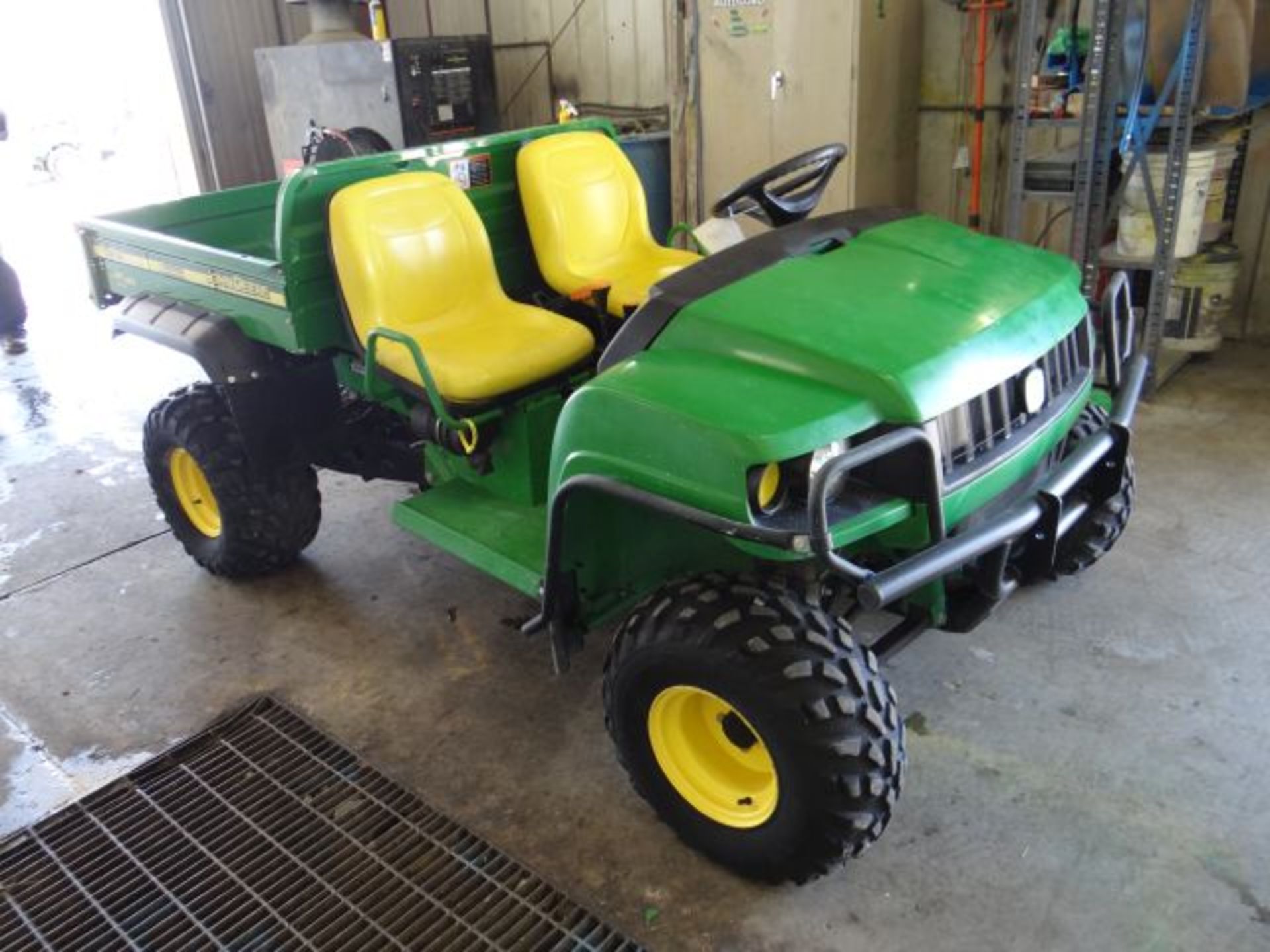 Lot 31997 - 2004 JD HPX Gator 710 hrs, 20hp, Kawasaki Water Cooled, 4wd, Extreme Terrain Tires, - Image 2 of 3