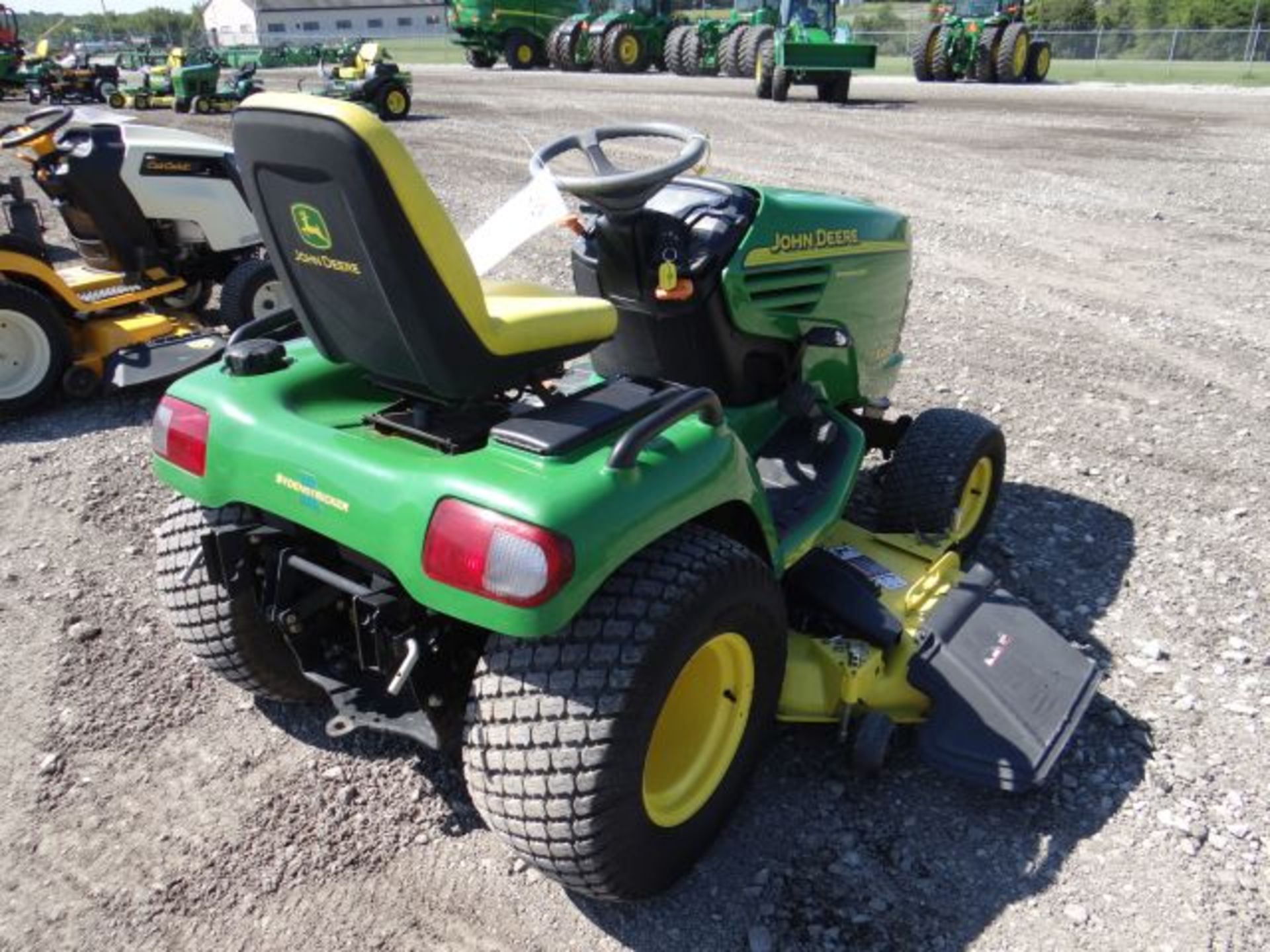 Lot 41926 - 2005 JD X485/62 Mower 760 hrs, 25hp, Kawasaki, EFI, Water Cooled, Hydro, Power Steer, - Image 3 of 4