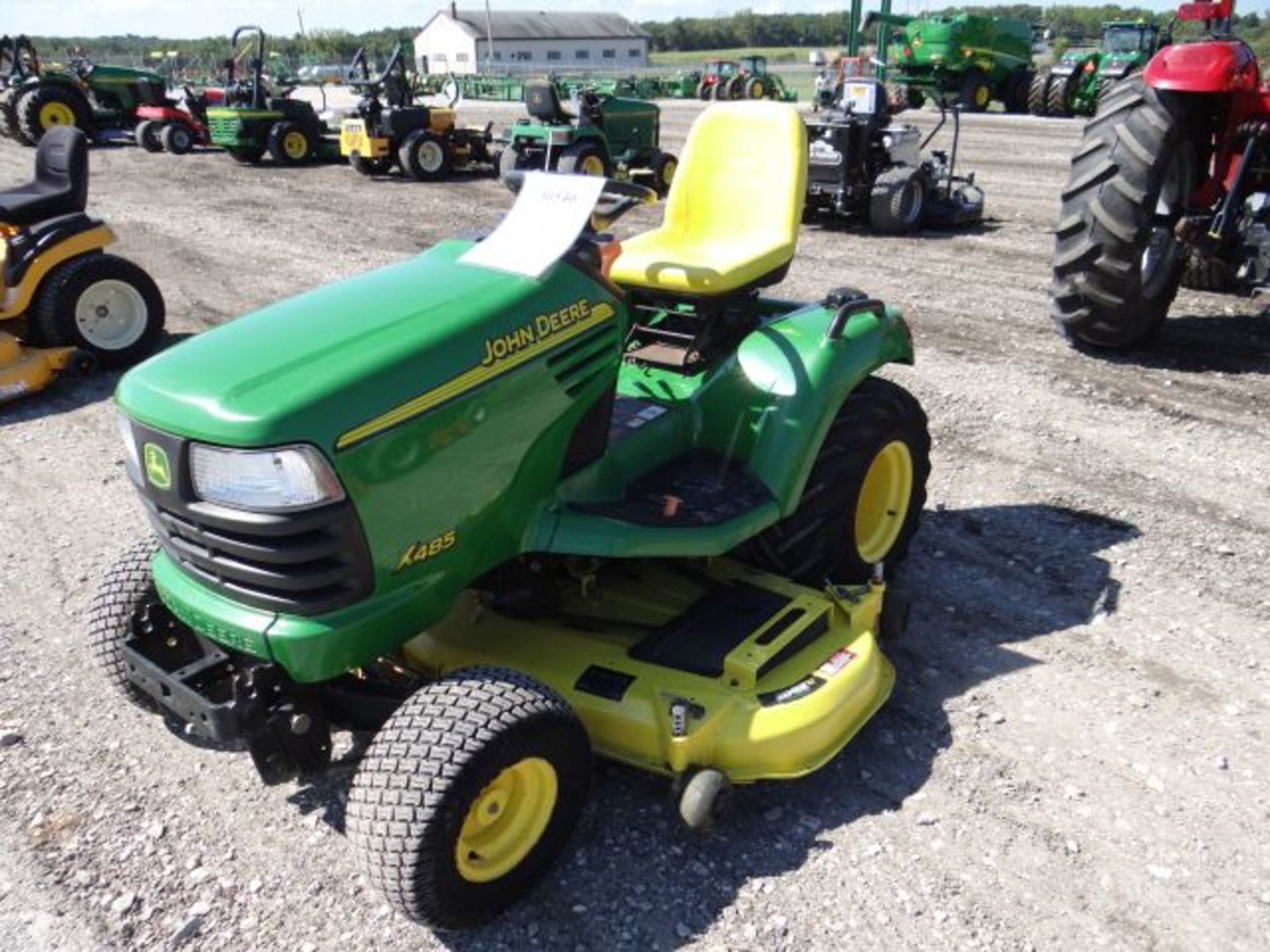 Lot 30546 - 2004 JD X485/62 Mower 663 hrs, 25hp, Kawasaki, EFI, Water Cooled, Hydro, Power Steer,