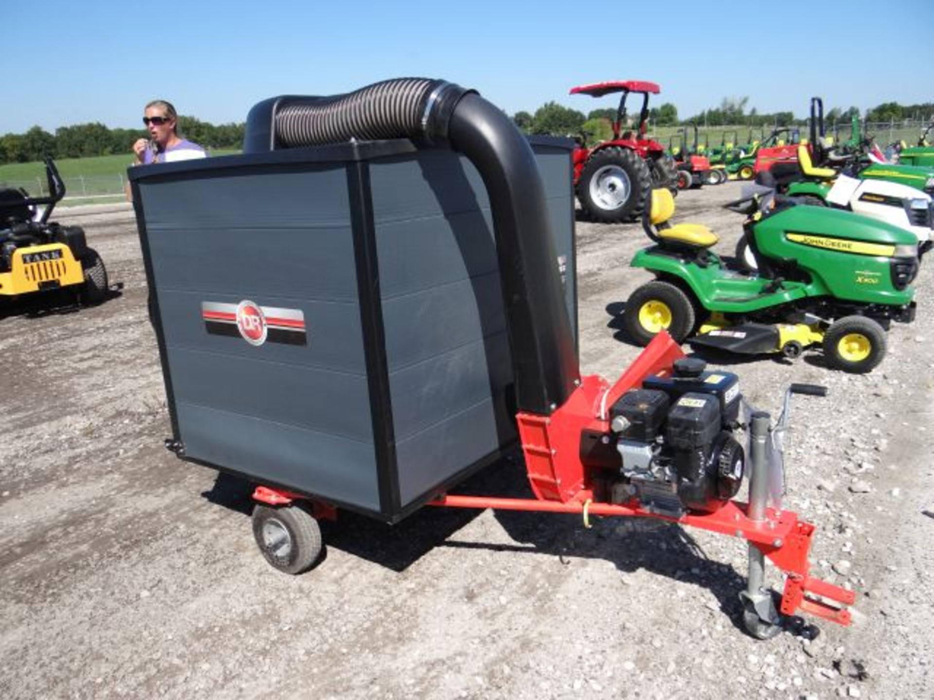 Lot 58285 - DR Leaf/Lawn Vacuum Pull Behind Collector On 2 Wheel Cart, Electric Start Engine, - Image 2 of 3