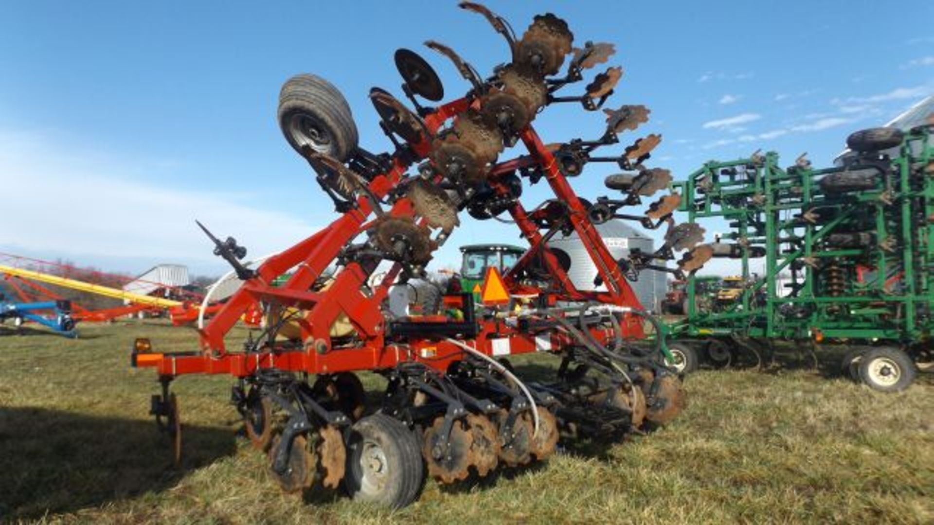 Case IH 5300 Anhydrous Applicator, 15 Knife, Raven, Super Cooler N Serve Pump, Sr#JFH0041524 - Image 2 of 3