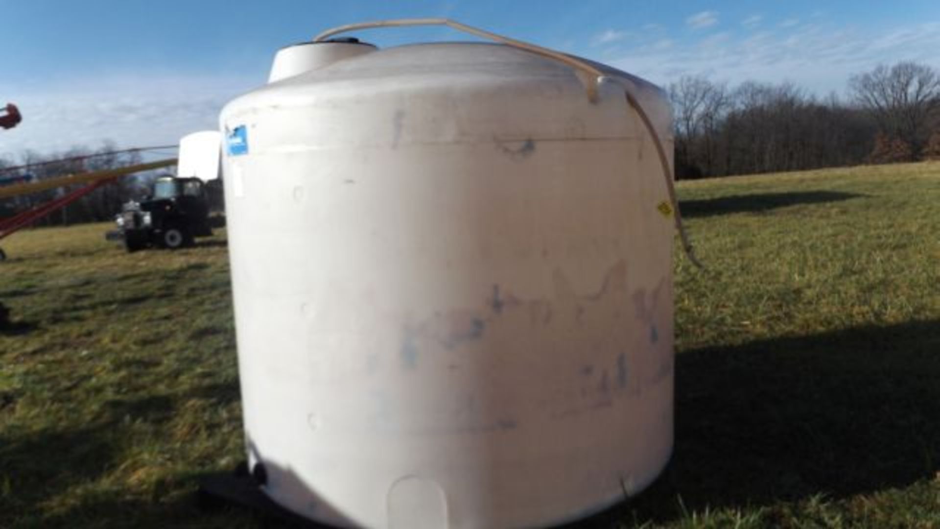 2000 Gallon Tank