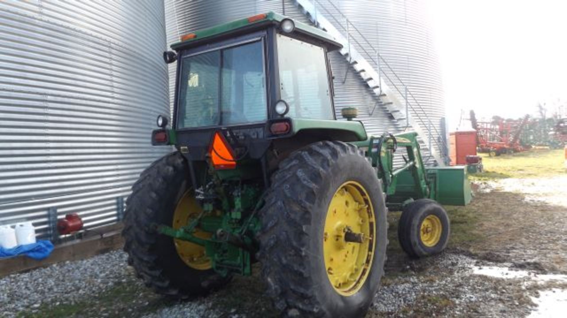 1981 JD 4240 Tractor, 7956 Hrs., CAH, QR, w/721 NSL Loader, 18.4x38 Clamp on Duals, Sr#4240H022008 - Image 3 of 5