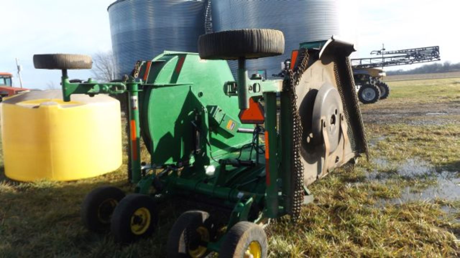 JD HX15 Cutter, 1000 PTO, Front & Rear Chains, 6 Wheels, Sr#POH415F018588 - Image 3 of 4