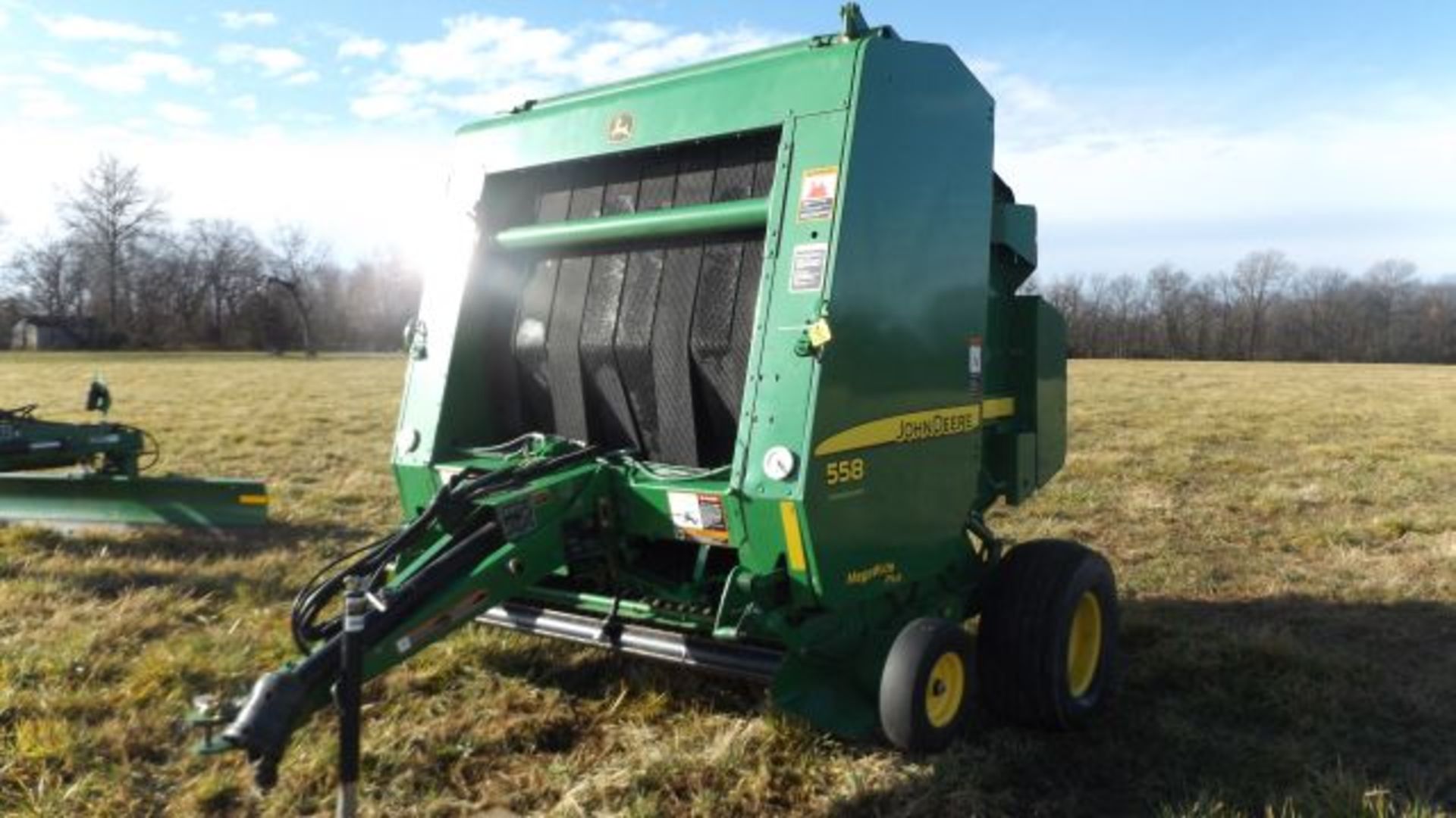 JD 558 Round Baler, 3118 Bales, Surface Wrap and Twine, Sr#E00558X344318