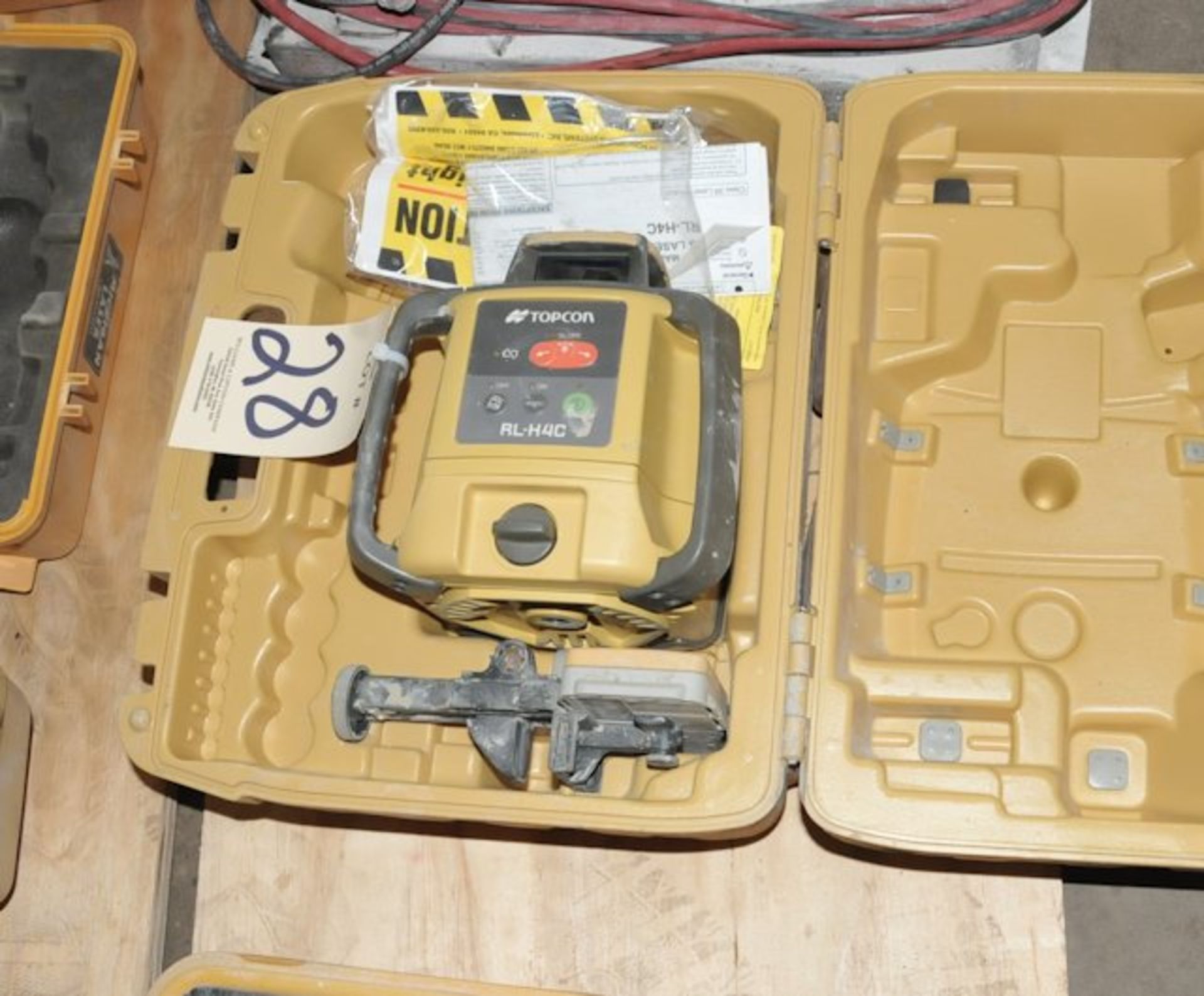 TOPCON RL-H4C; Laser Level with Case