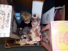 A good mixed lot of dolls and accessories.