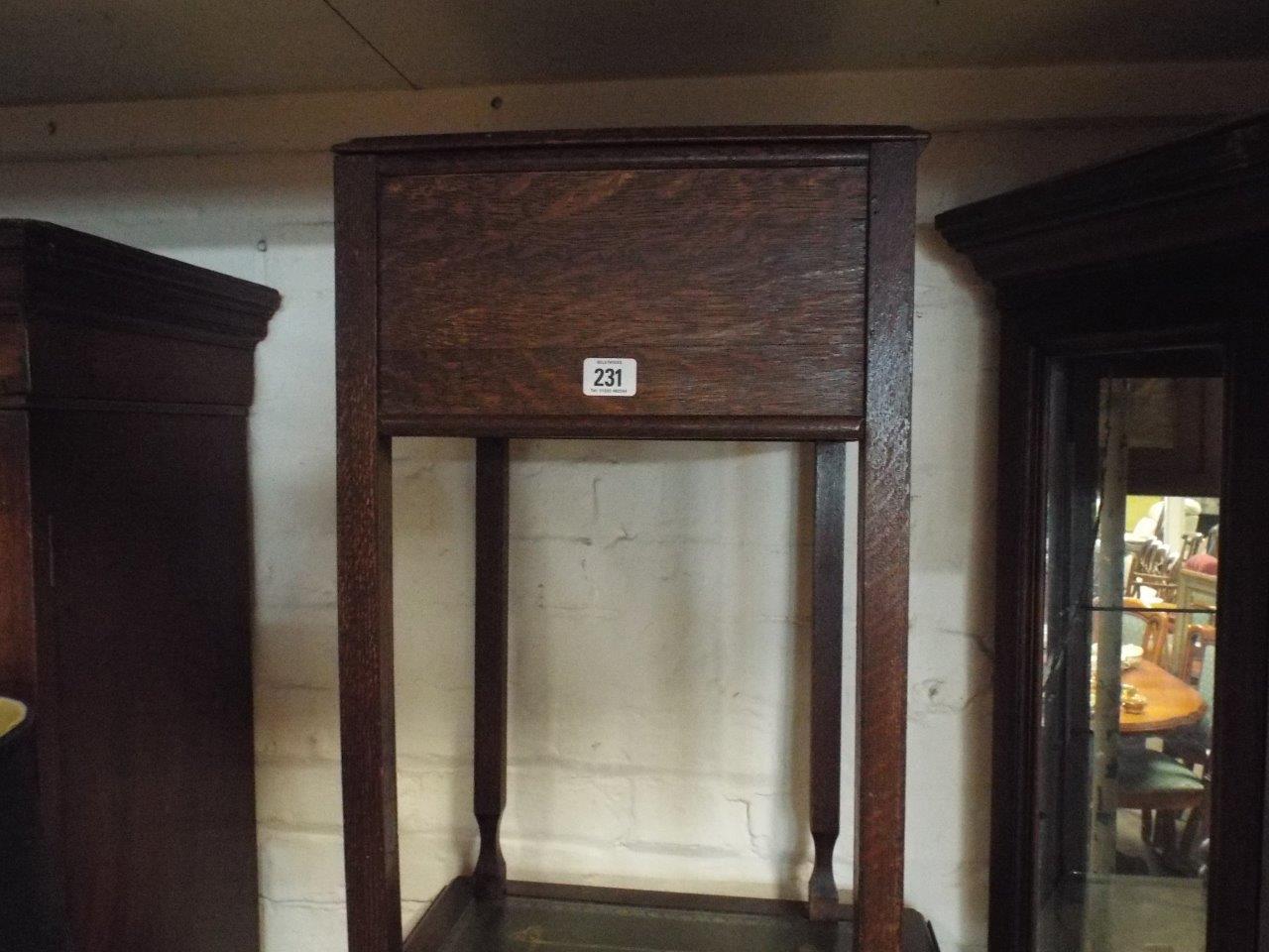 Small oak lift top work box