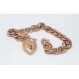 9ct rose gold late Victorian bracelet, of flattened curb links,