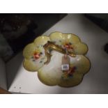 French porcelain clover leaf shaped hors d'oeuvre dish decorated with poppies and gilt handles, 13