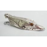 Silver plated Pike desk clip