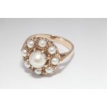 Matching 9ct gold and cultured pearl cluster ring, shank stamped 9ct. Ring size L approx.