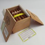 Box of 21 Habana Cuban cigars (unsealed) Hoyo de Monterray, Epicure No.1, base of box stamped '