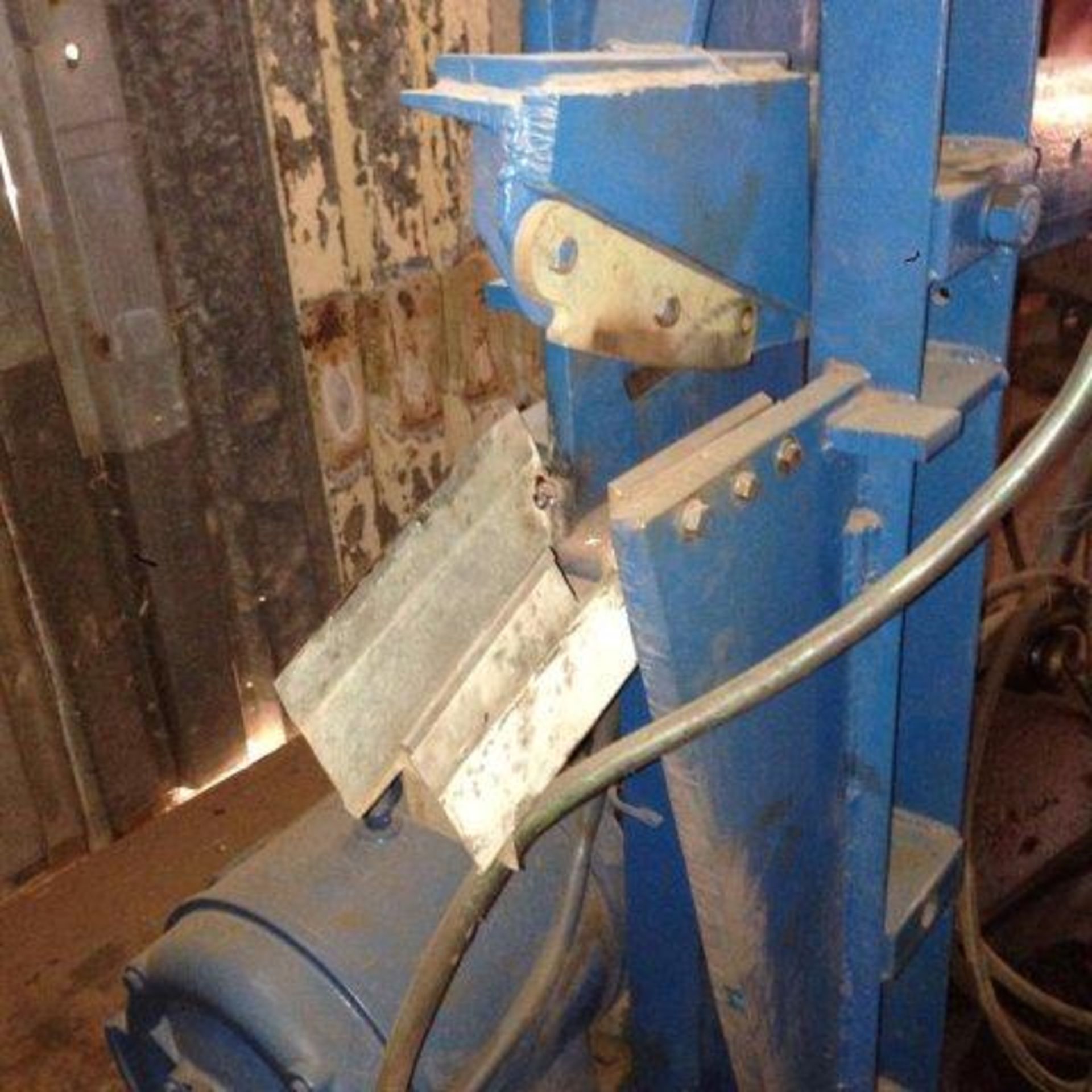 Industrial cable cutting machine - Image 2 of 2