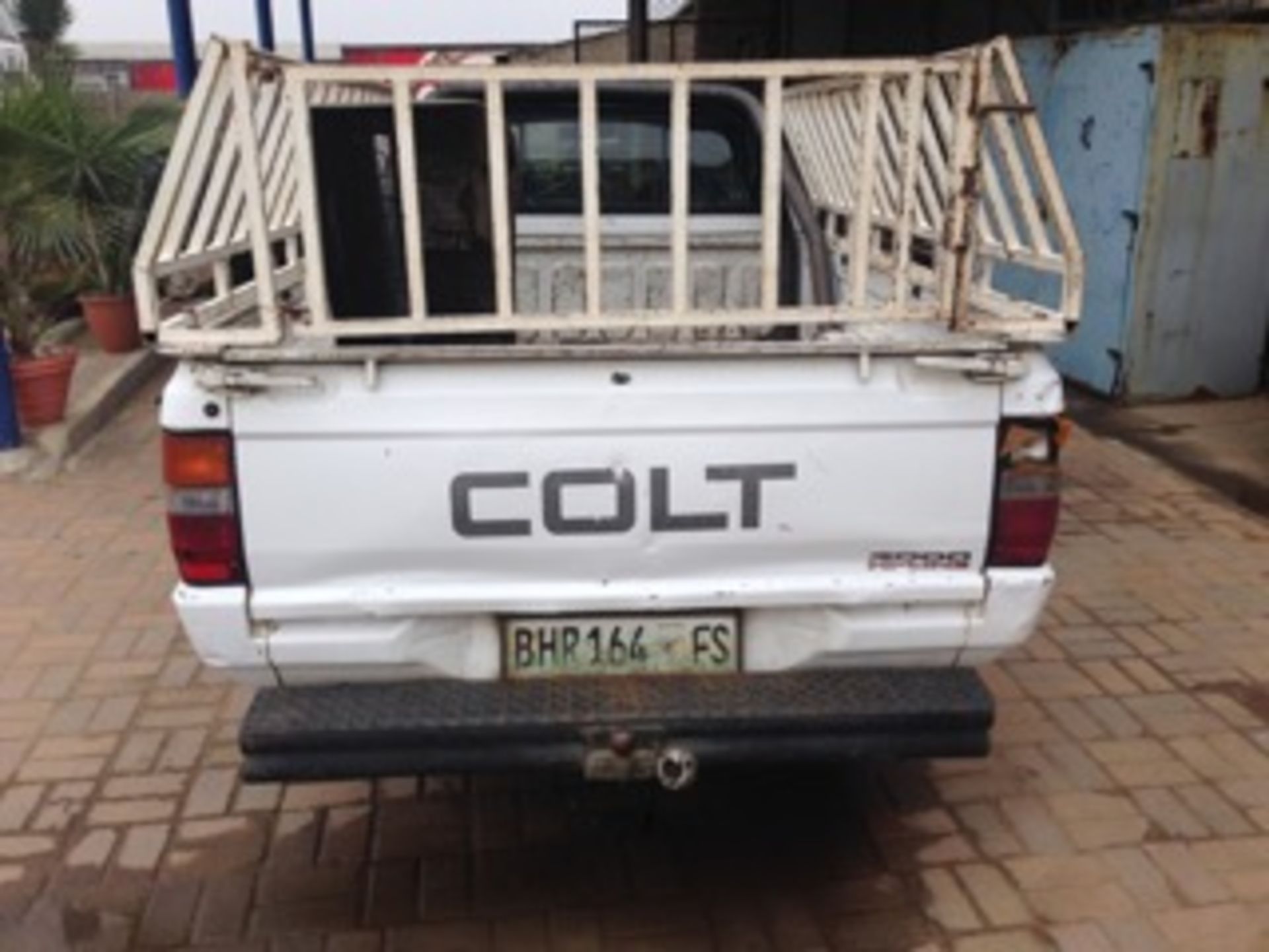 Colt bakkie - Image 3 of 6