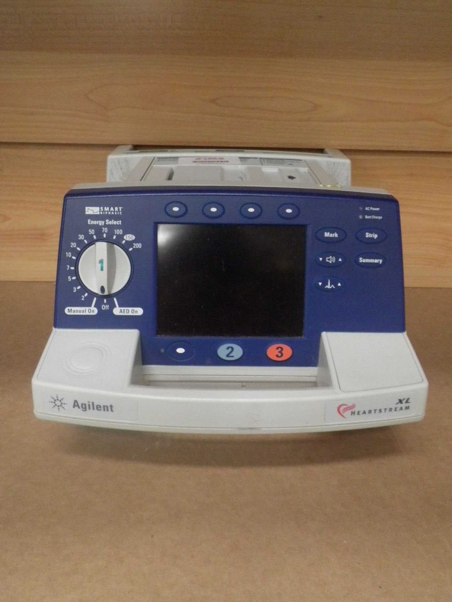 Agilent Heartstream XL Defibrillator *Powers Up*