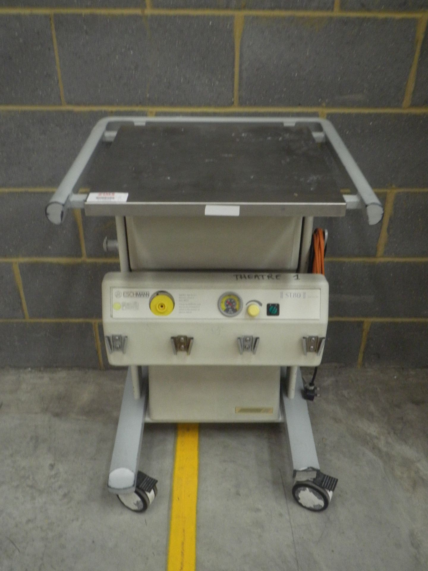 Eschmann ST80 Suction Trolley *Powers Up*