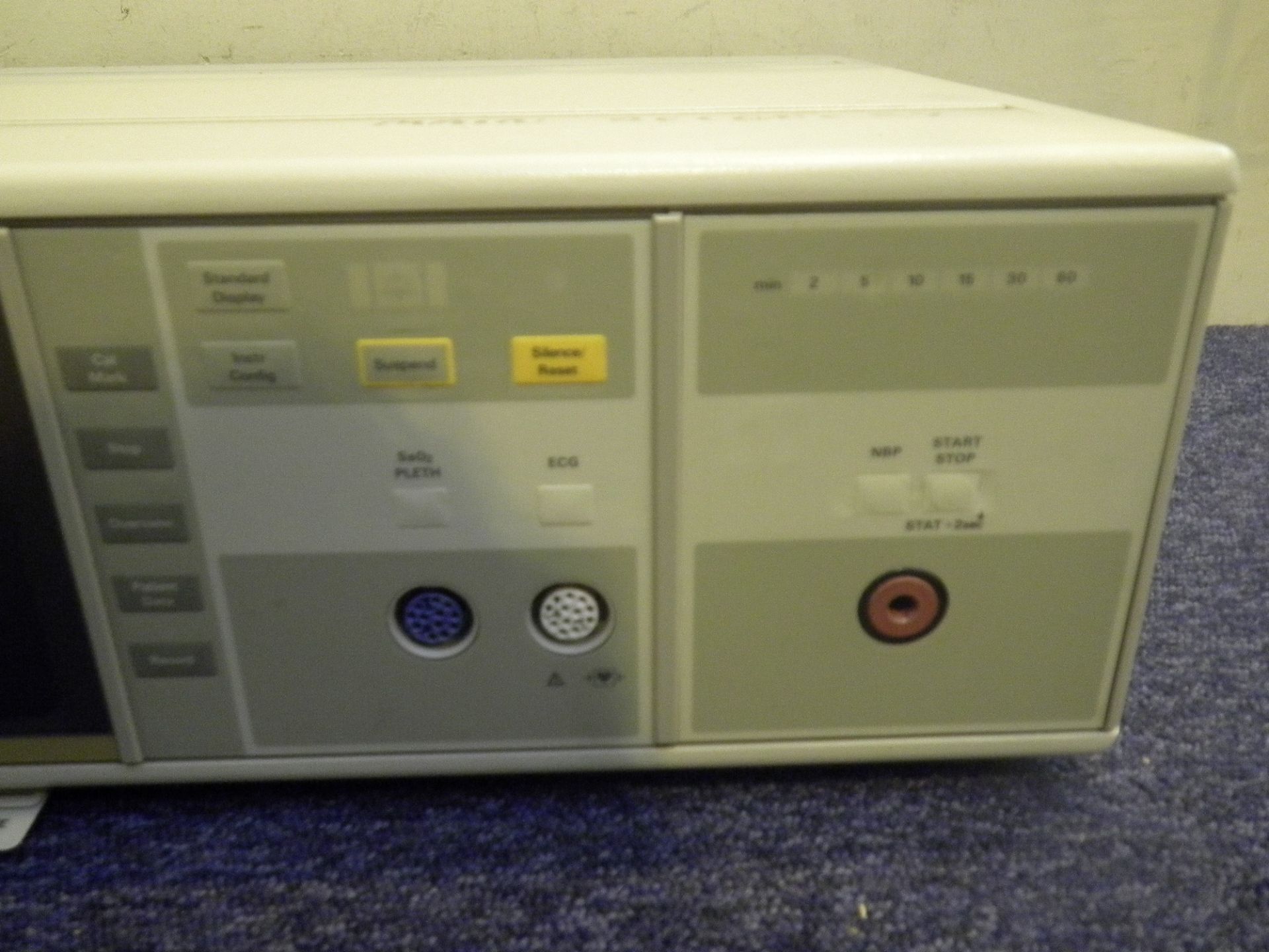 Hewlett Packard Fetal Monitor With Accessories And Leads *Powers Up* - Image 2 of 5