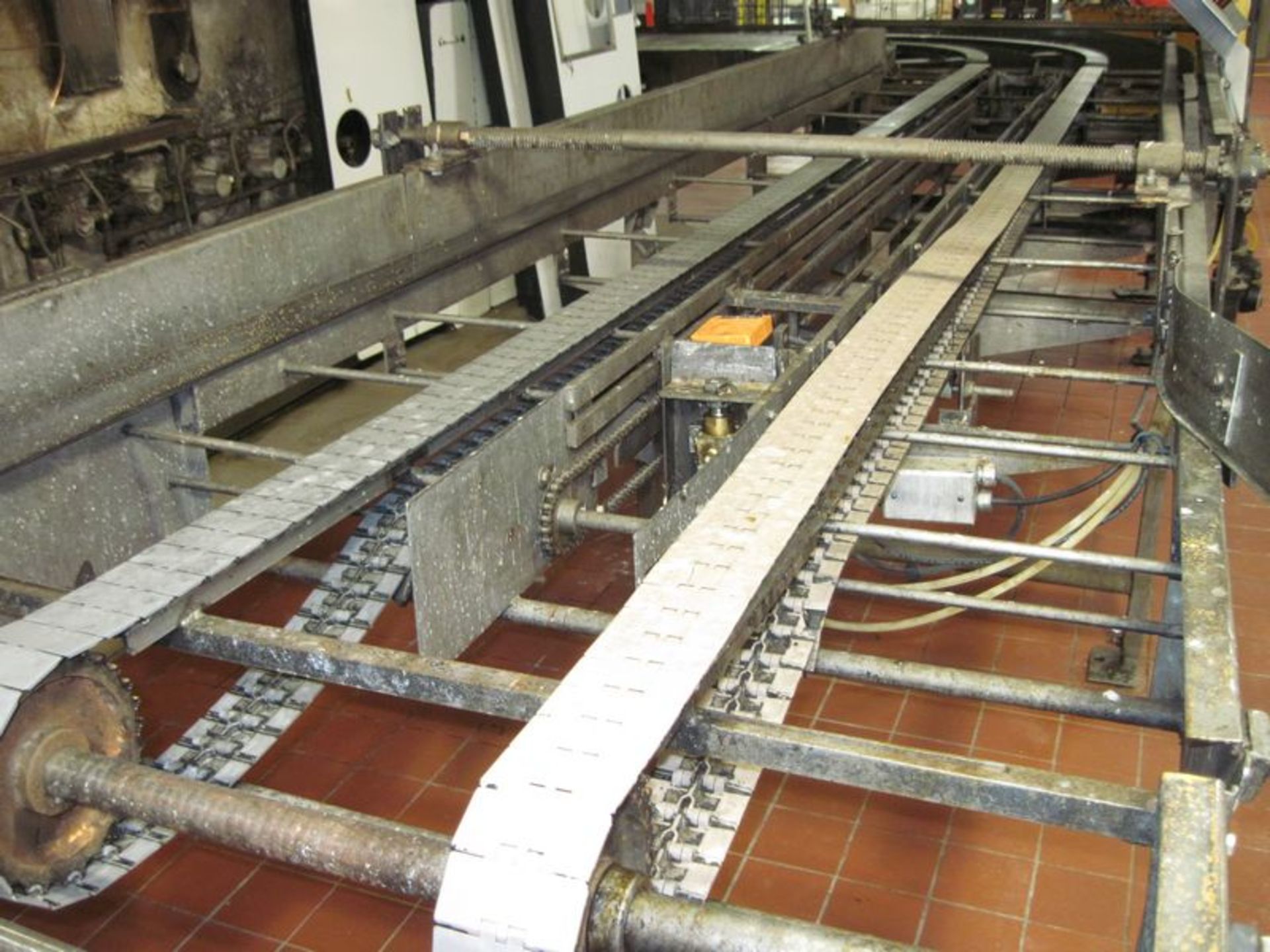 Dual plastic table top belt conveyor. (2) Approximate 3" wide x 15' long belts. With approximate 2hp - Image 2 of 4