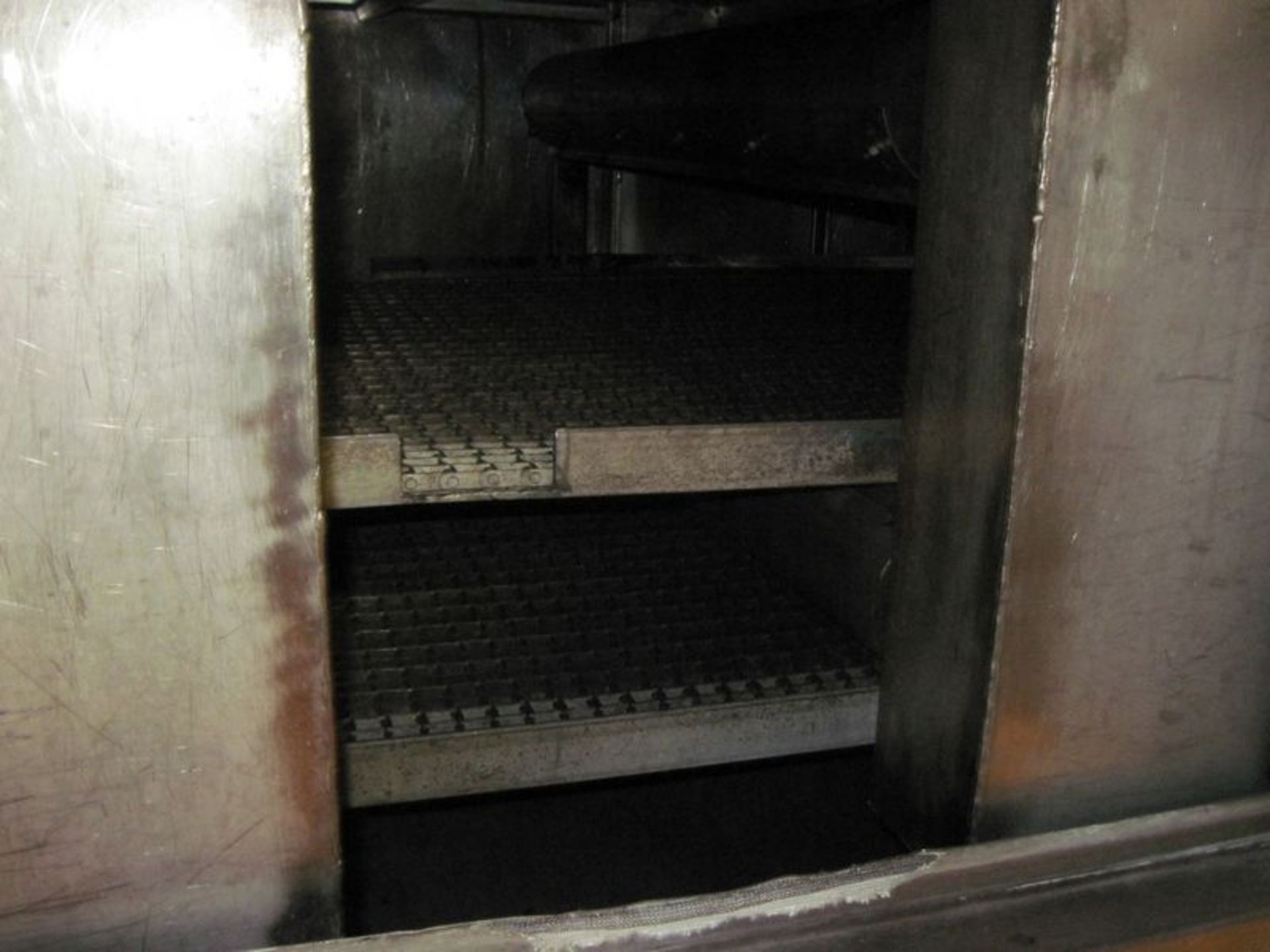 Alvey conveyorized pan washer. Approximate 44" wide x 48' long galvanized mesh belt. Stainless steel - Image 2 of 3