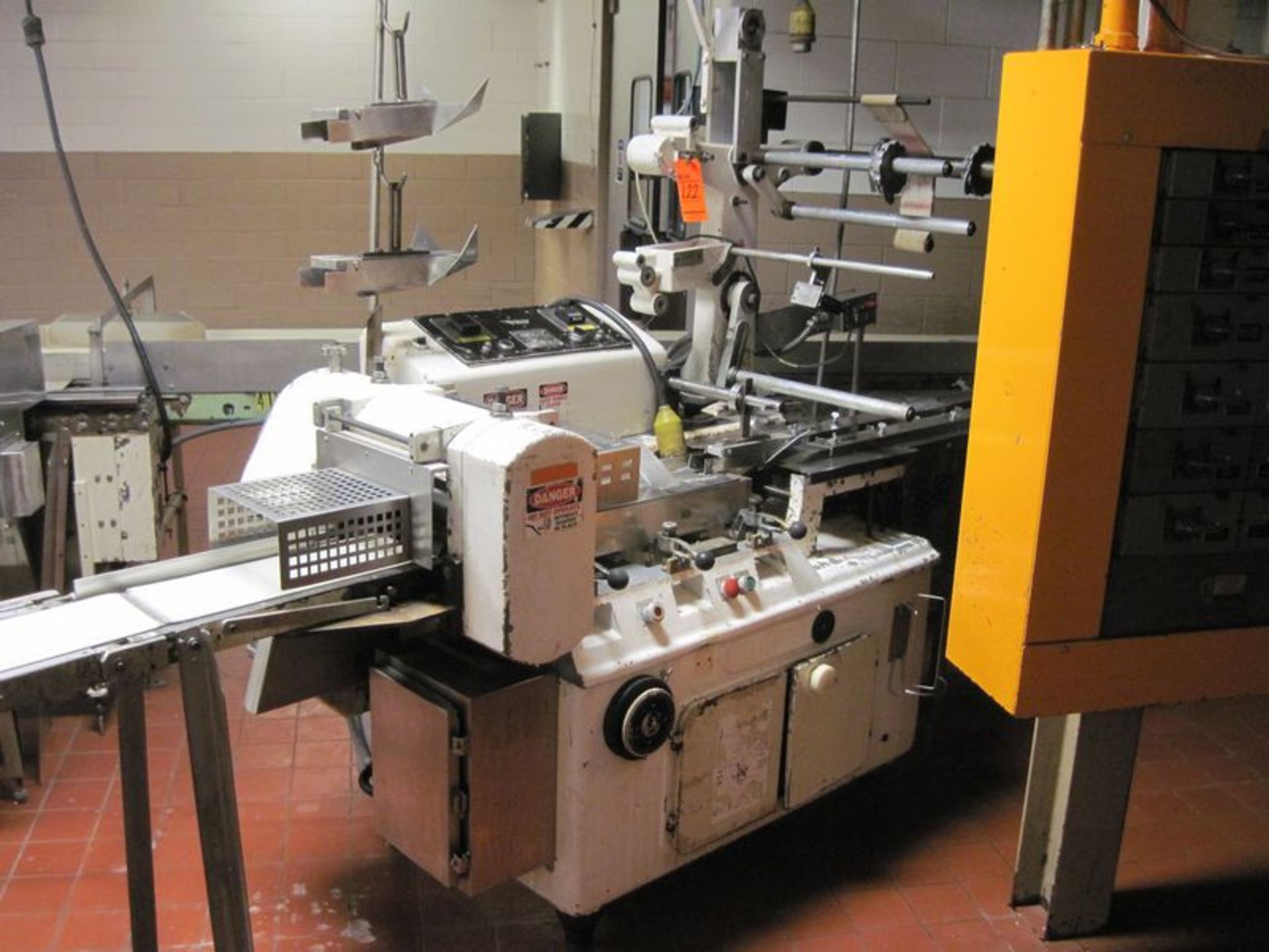 Doboy/Continental Baking wrapper. Model H-400-LH, serial# 81-13638, year 1989. (Subject to - Image 2 of 2