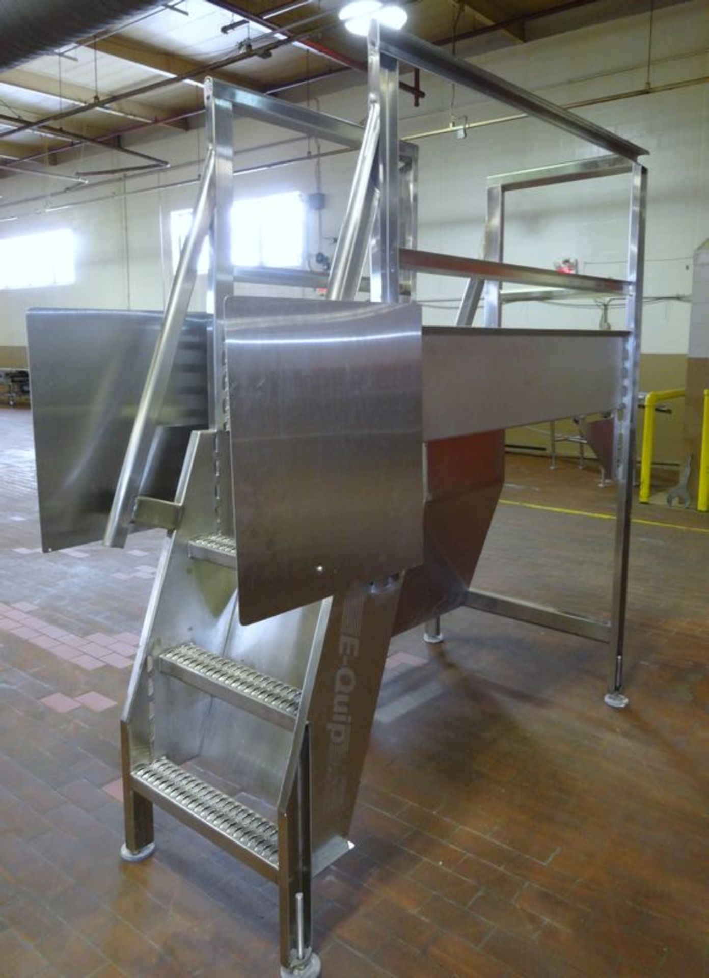 E-Quip stainless steel walk over stairs. - Image 3 of 3
