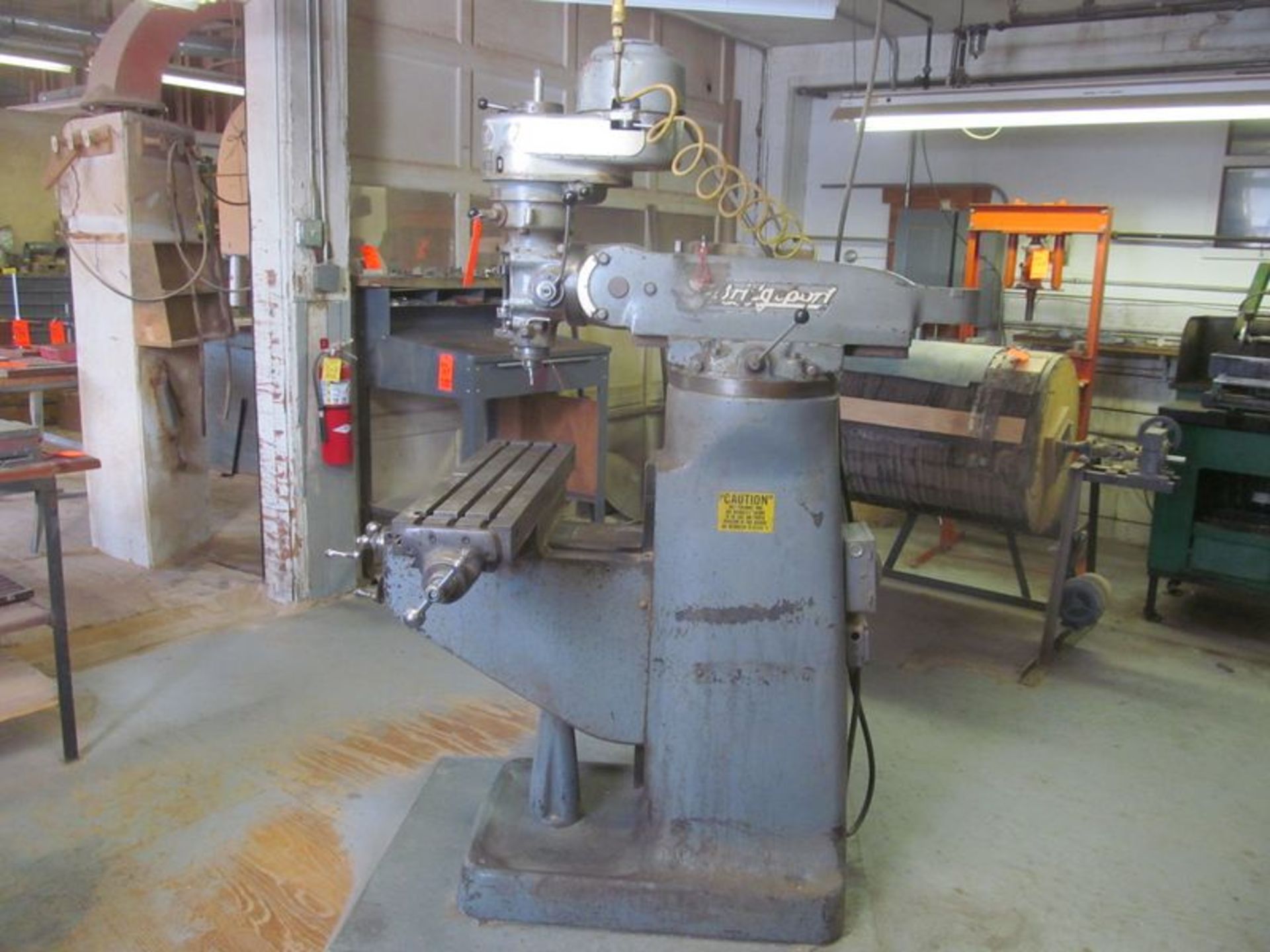 Bridgeport vertical milling machine, S/N 47386, with 9" X 36" t-slot table, 1 HP, 3 PH, 80-2720 rpm - Image 2 of 2