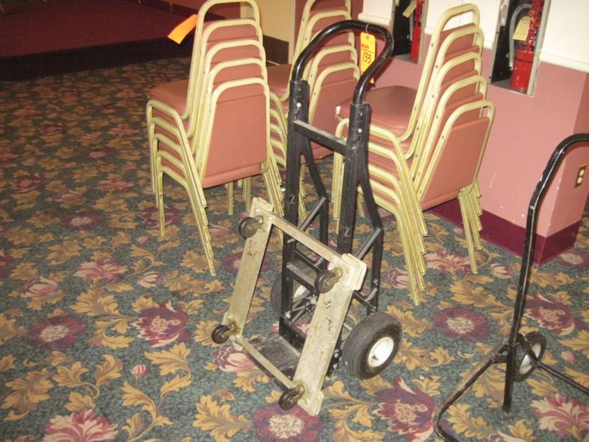 Lot 2-wheel hand truck with 4-wheel dolly