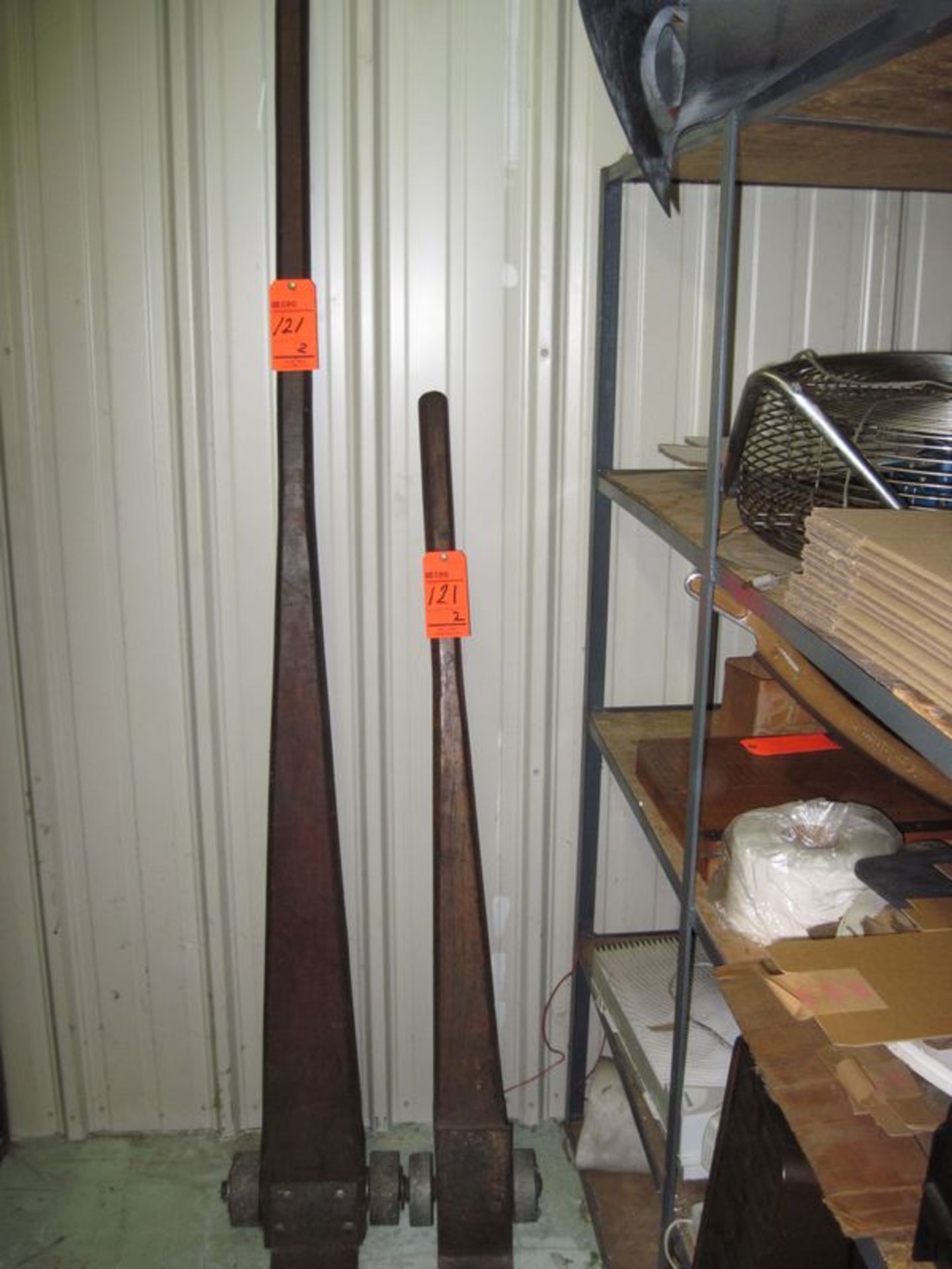 Lot (2) ass't wood handled johnson bars; (1) 6-1/2' and (1) 5'