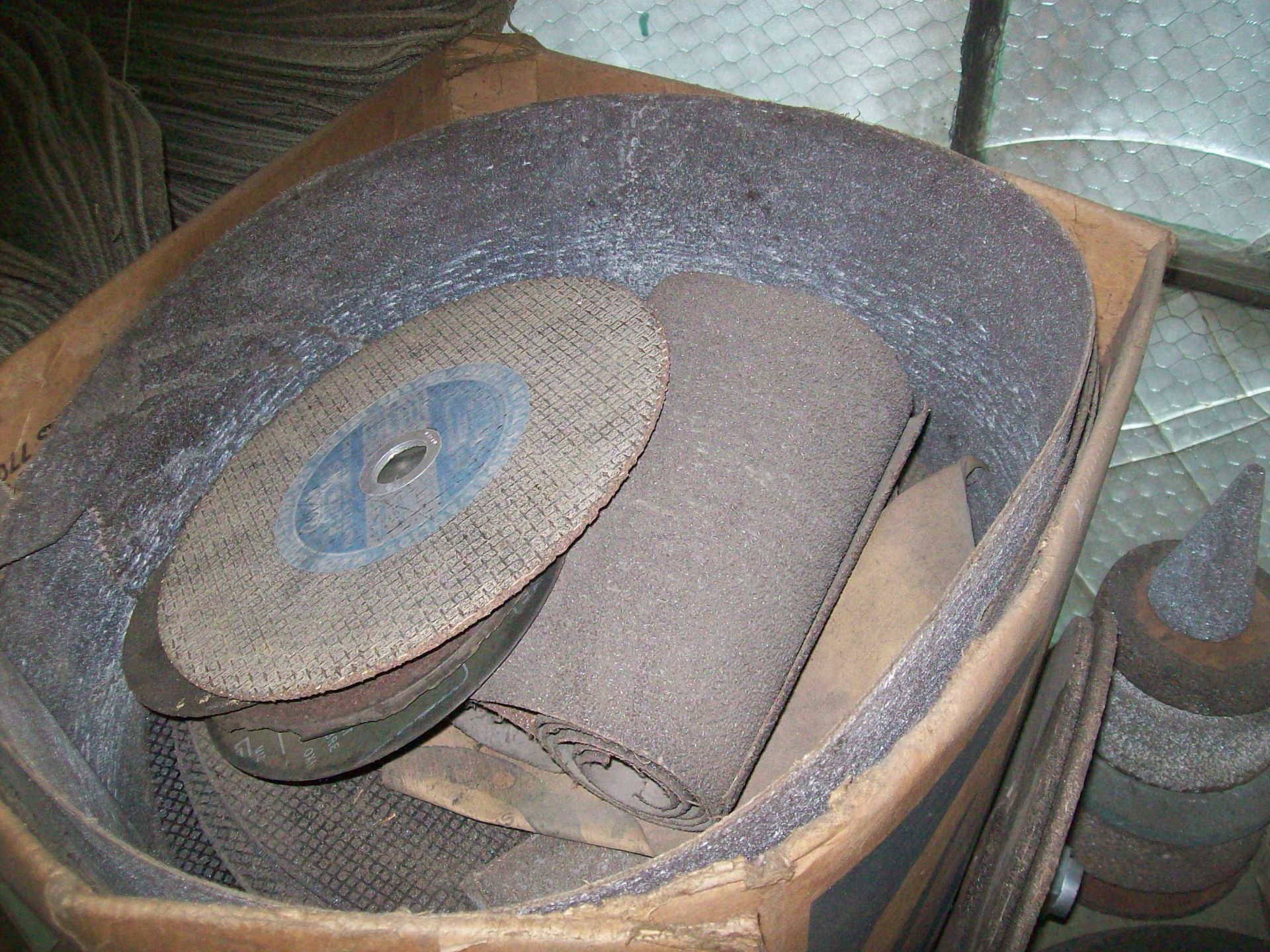 Lot ass't grinding wheels and abrasive cutting wheels - Image 2 of 2