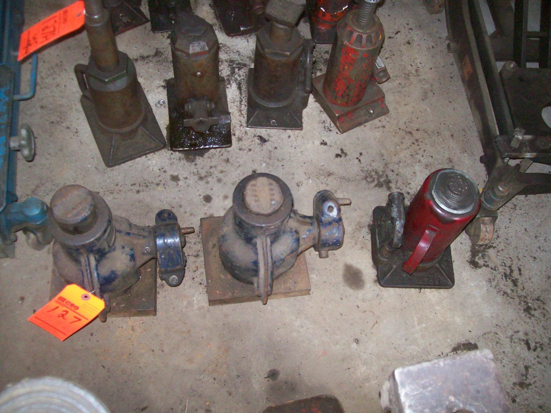 Lot (3) ass't hydraulic jacks