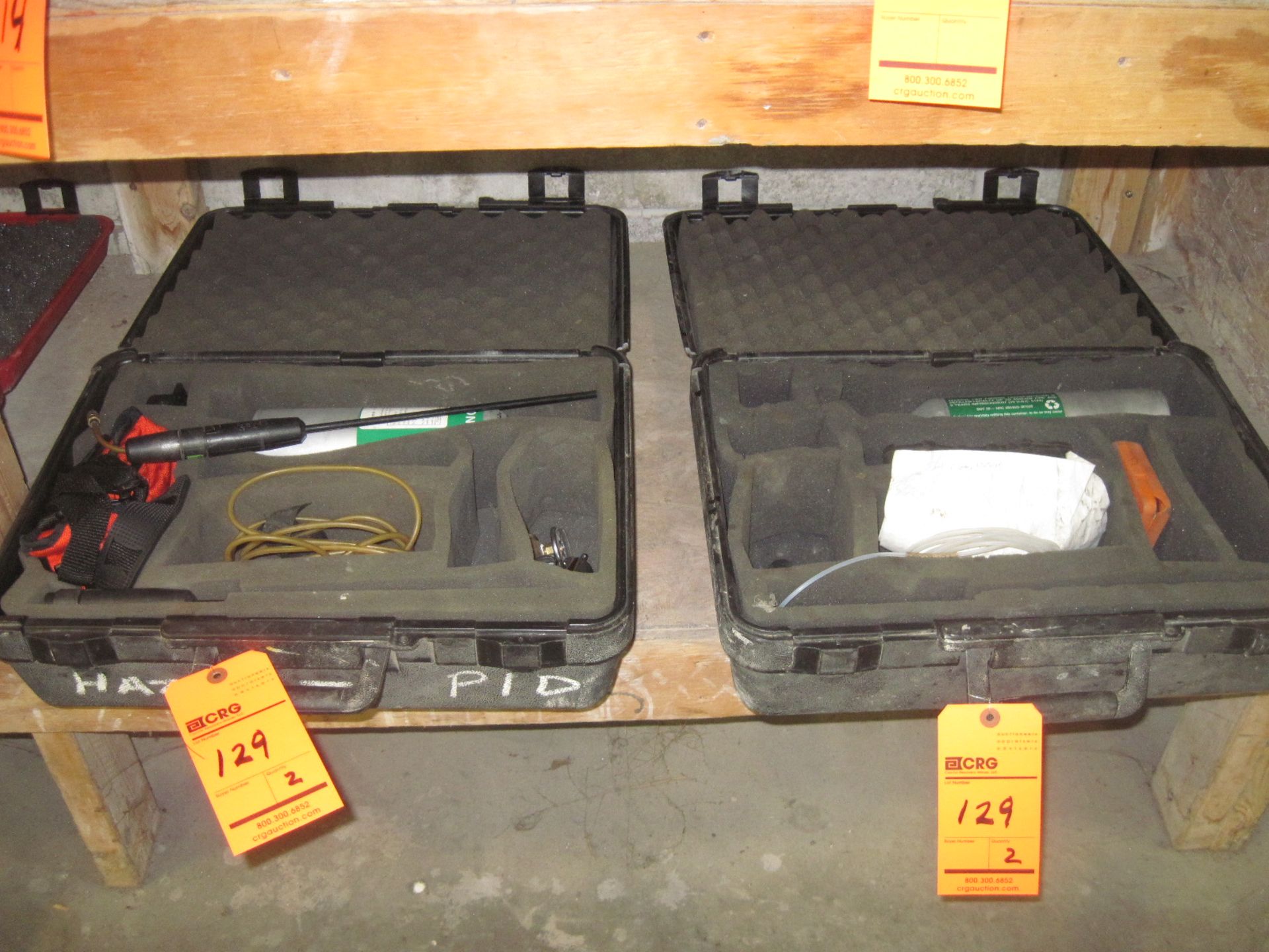 Lot (2) multi-gas meters with case