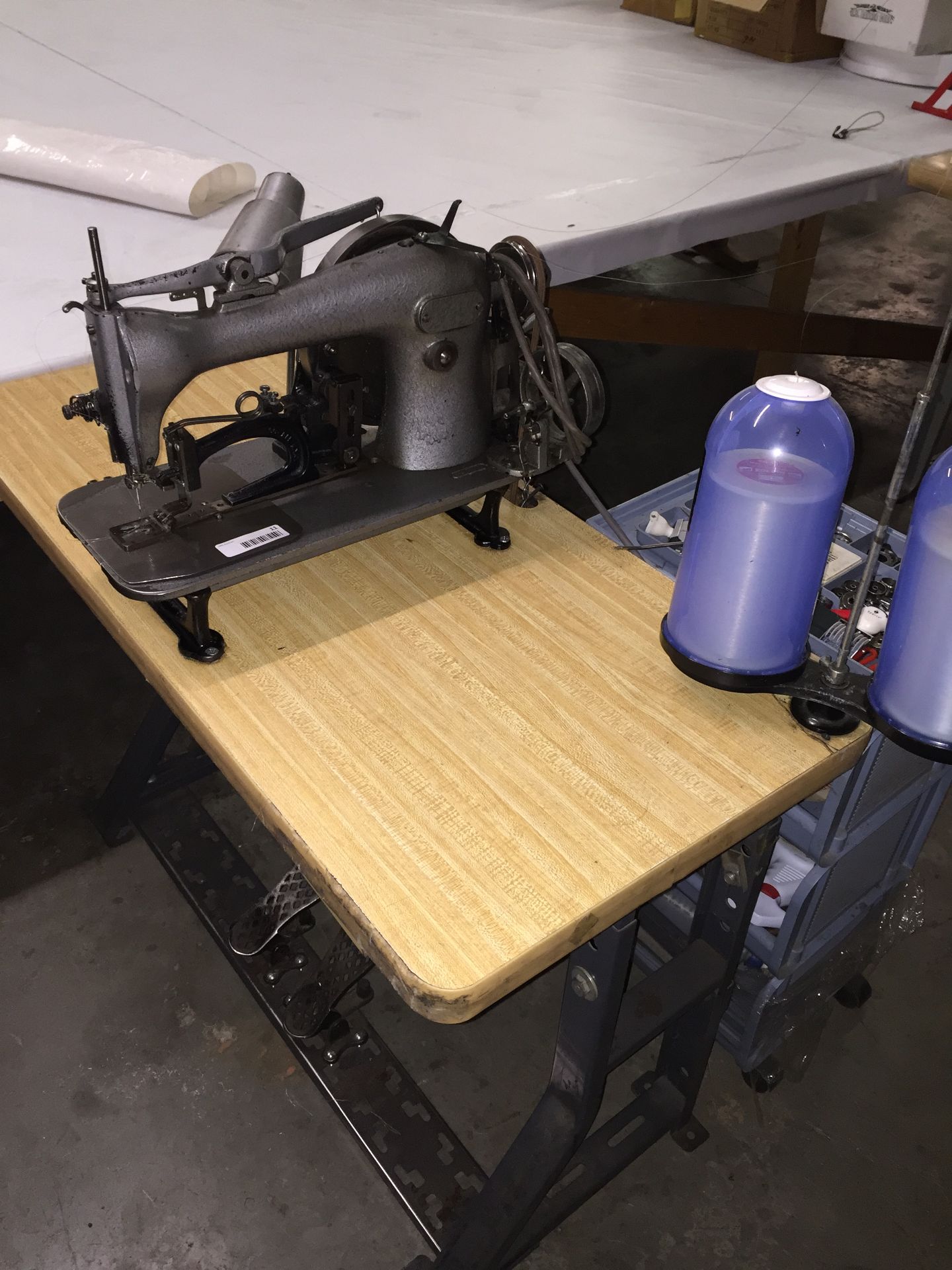 Commercial Sewing Machine with Table, M/N AD335603