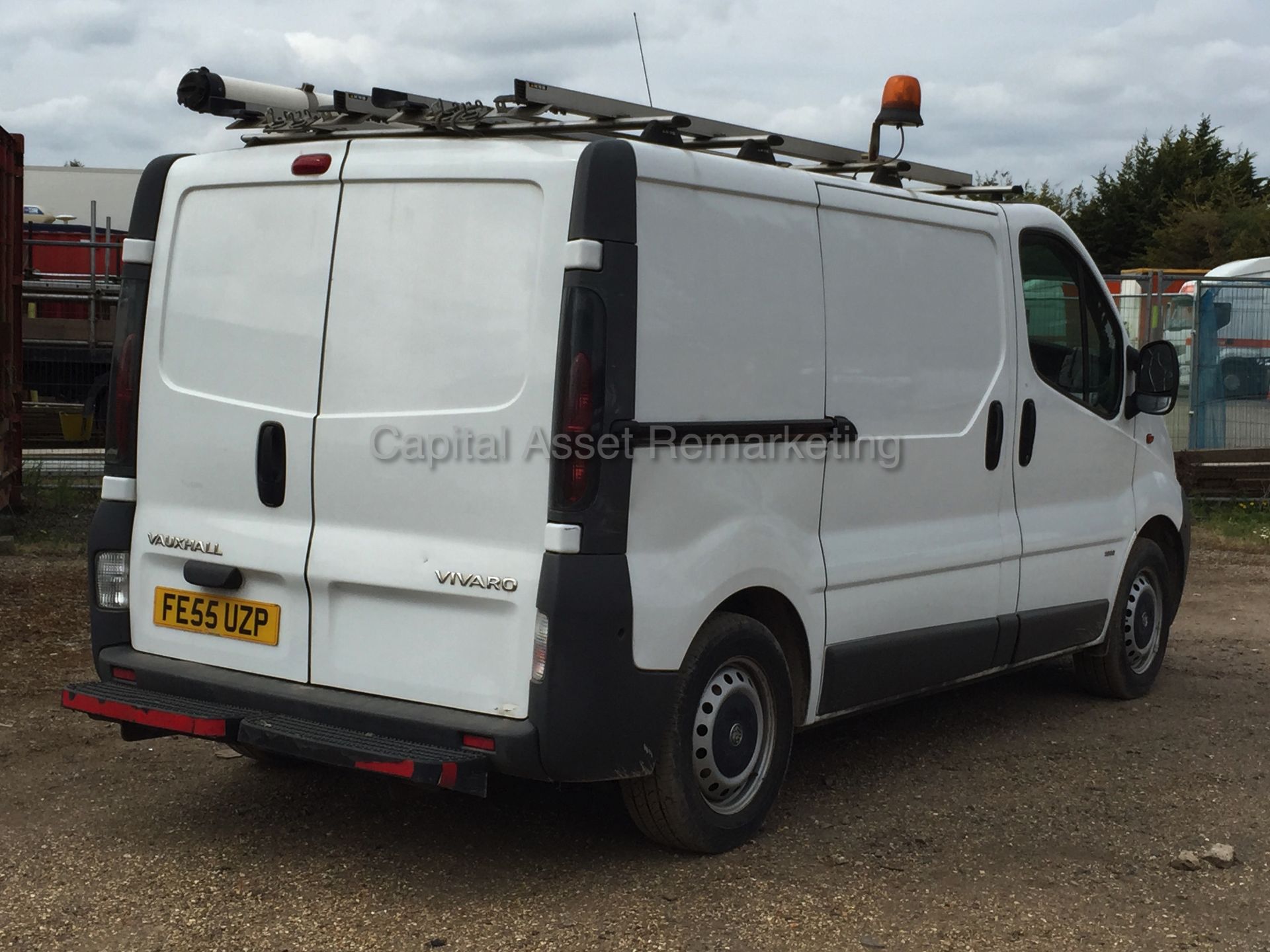 VAUXHALL VIVARO 2900 1.9 DI SWB (2005 - 55 REG) **BT FROM NEW - FULL SERVICE HISTORY** - Image 7 of 19