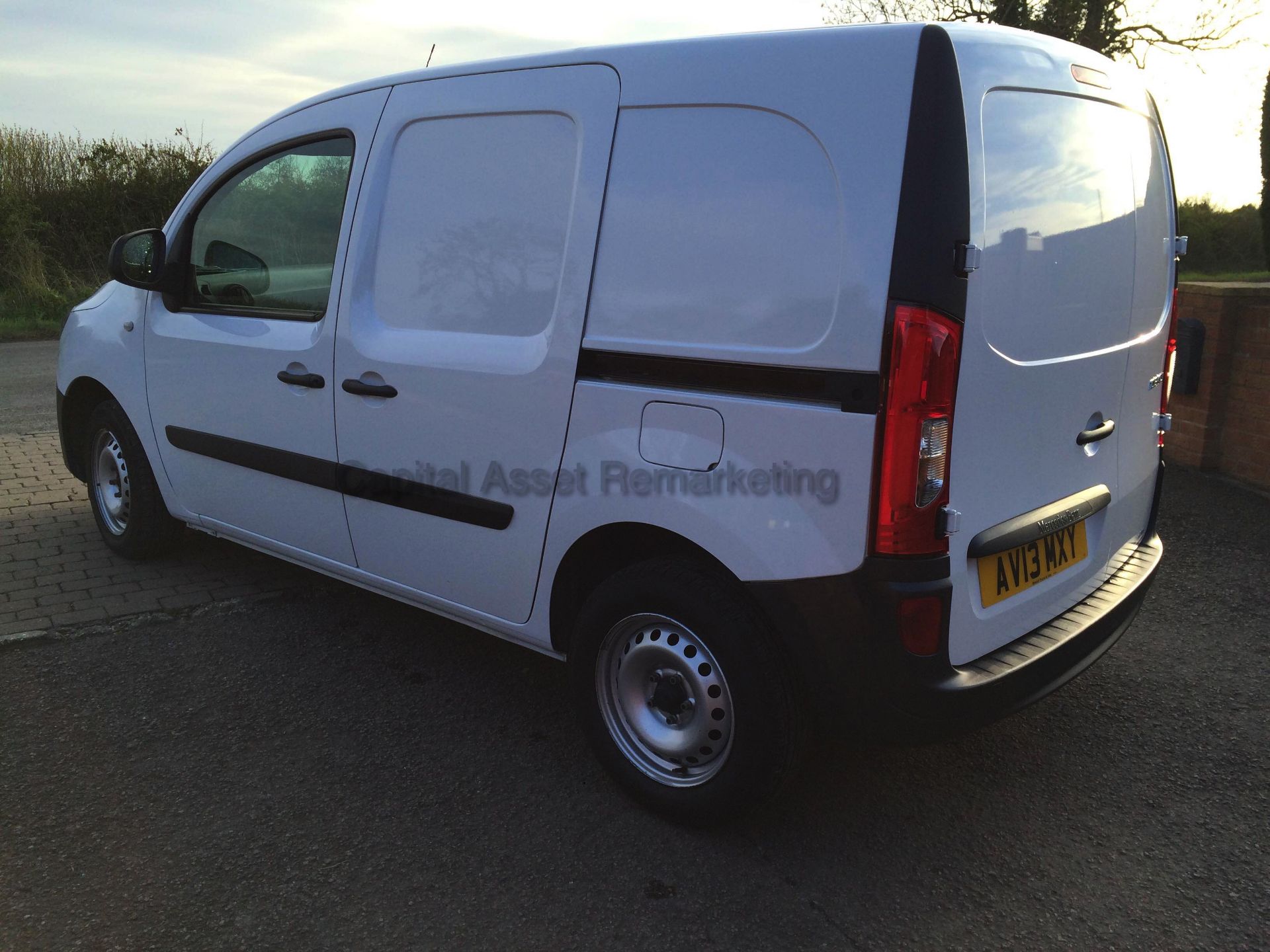 MERCEDES-BENZ CITAN 109 CDI LWB (2013 - 13 REG) TWIN SIDE DOORS - FULL HISTORY - Image 6 of 16