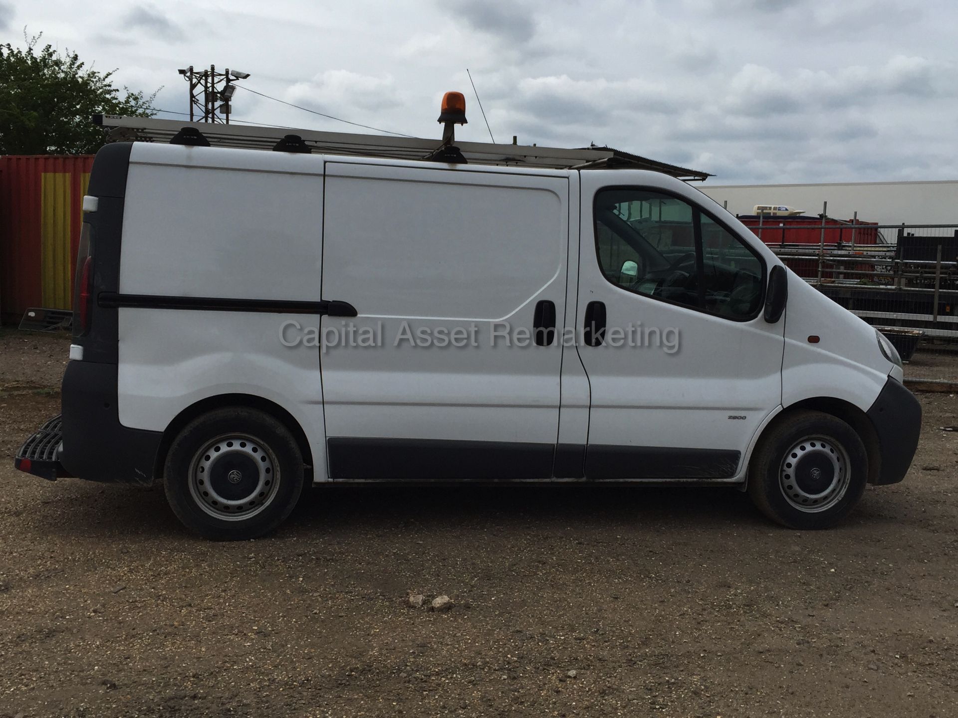 VAUXHALL VIVARO 2900 1.9 DI SWB (2005 - 55 REG) **BT FROM NEW - FULL SERVICE HISTORY** - Image 8 of 19