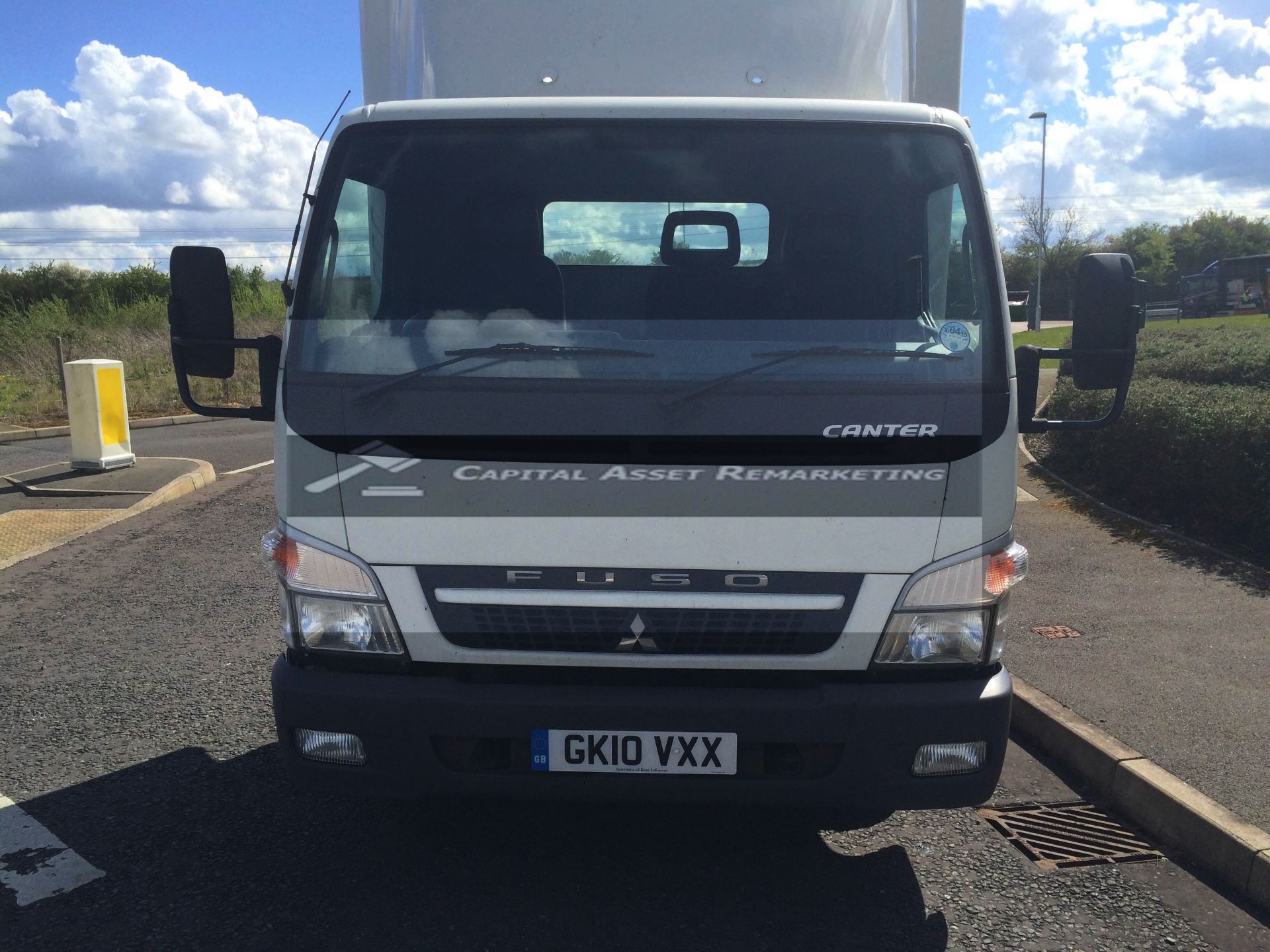 MITSUBISHI FUSO CANTER 3C13-34 (2010 - 10 REG) LWB (CAB & CHASSIS) **1 OWNER FROM NEW** (EURO 5) - Image 2 of 11