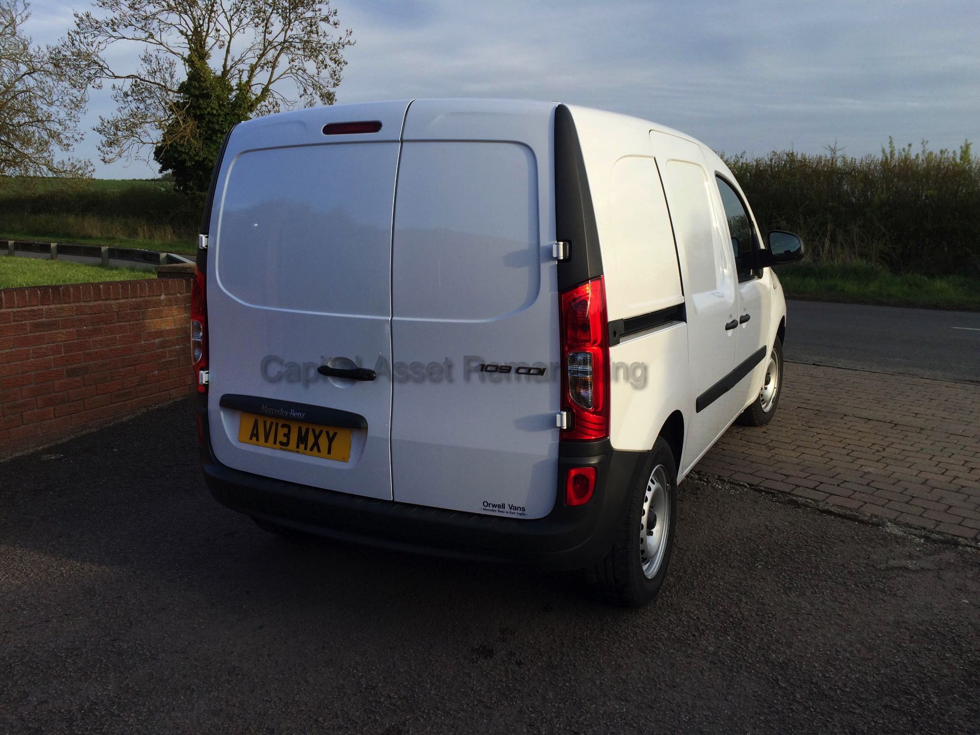 MERCEDES-BENZ CITAN 109 CDI LWB (2013 - 13 REG) TWIN SIDE DOORS - FULL HISTORY - Image 8 of 16