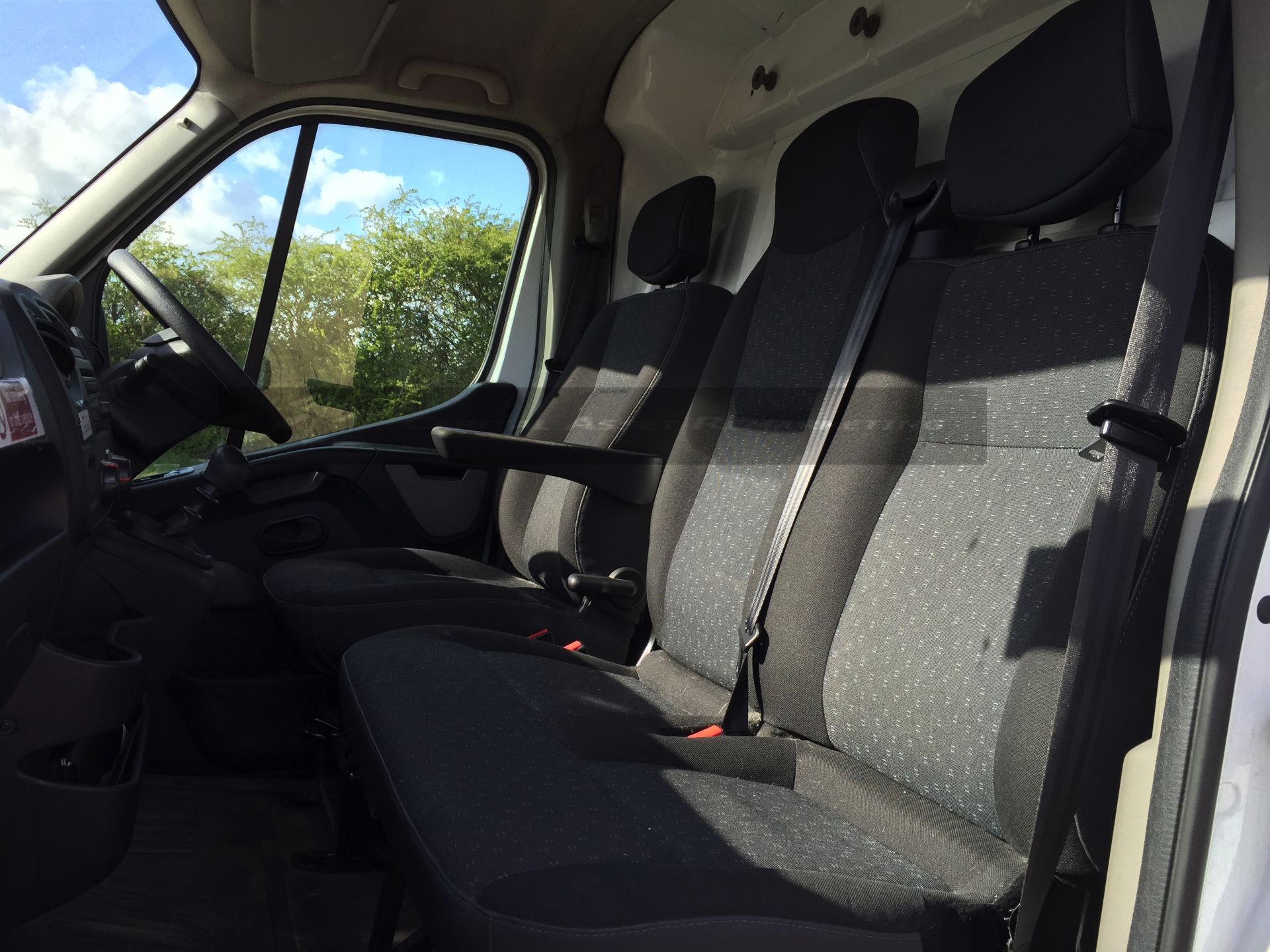 VAUXHALL MOVANO F3500 LWB HI-ROOF 2.3 CDTI - 125 PS - 6 SPEED (2012 - 62 REG) - Image 13 of 17