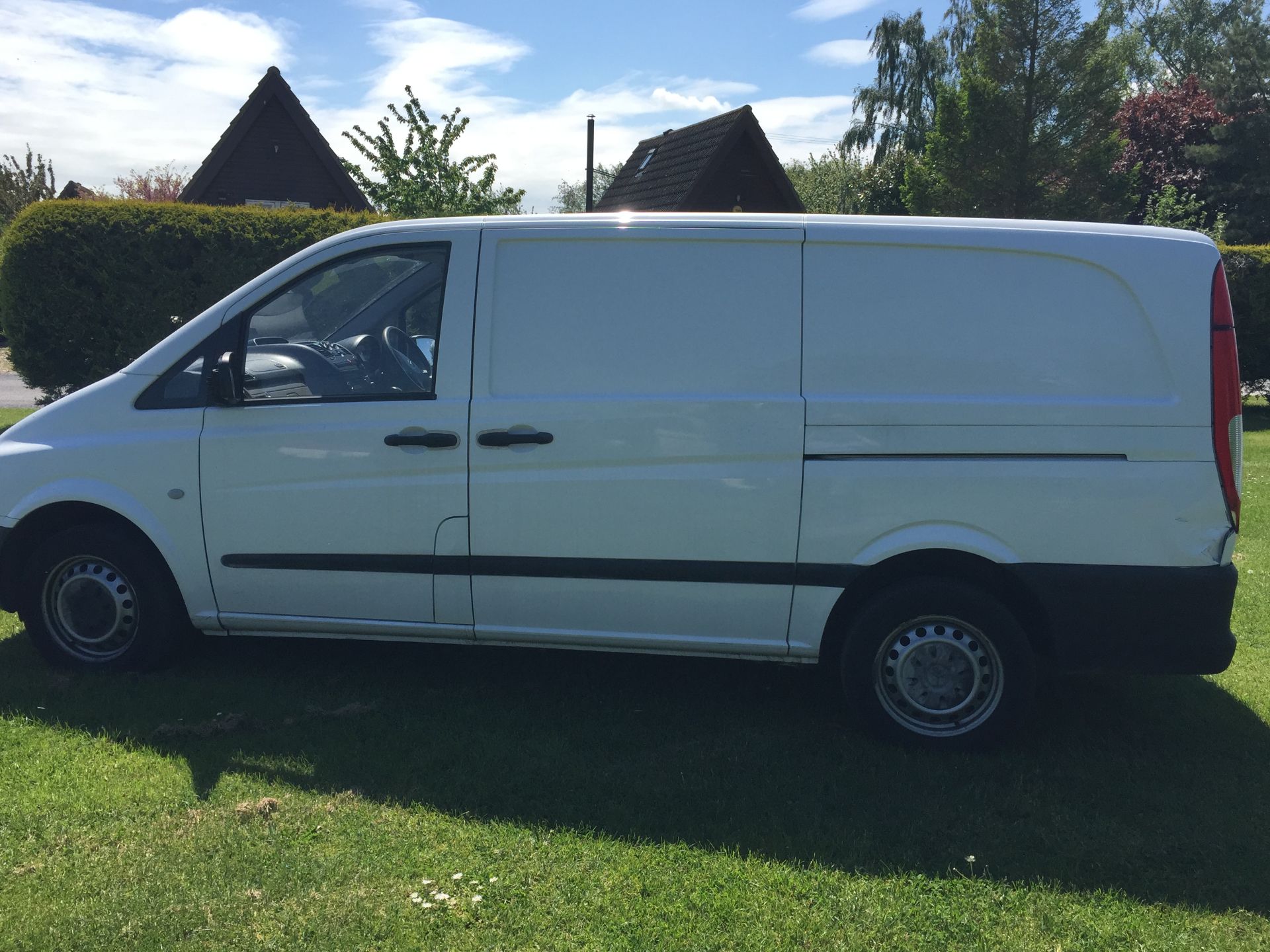 MERCEDES VITO 111 CDI LONG 2009 (59) AIR CON **EXSTENSIVE SERVICE HISTORY** ***NO VAT*** - Image 4 of 19