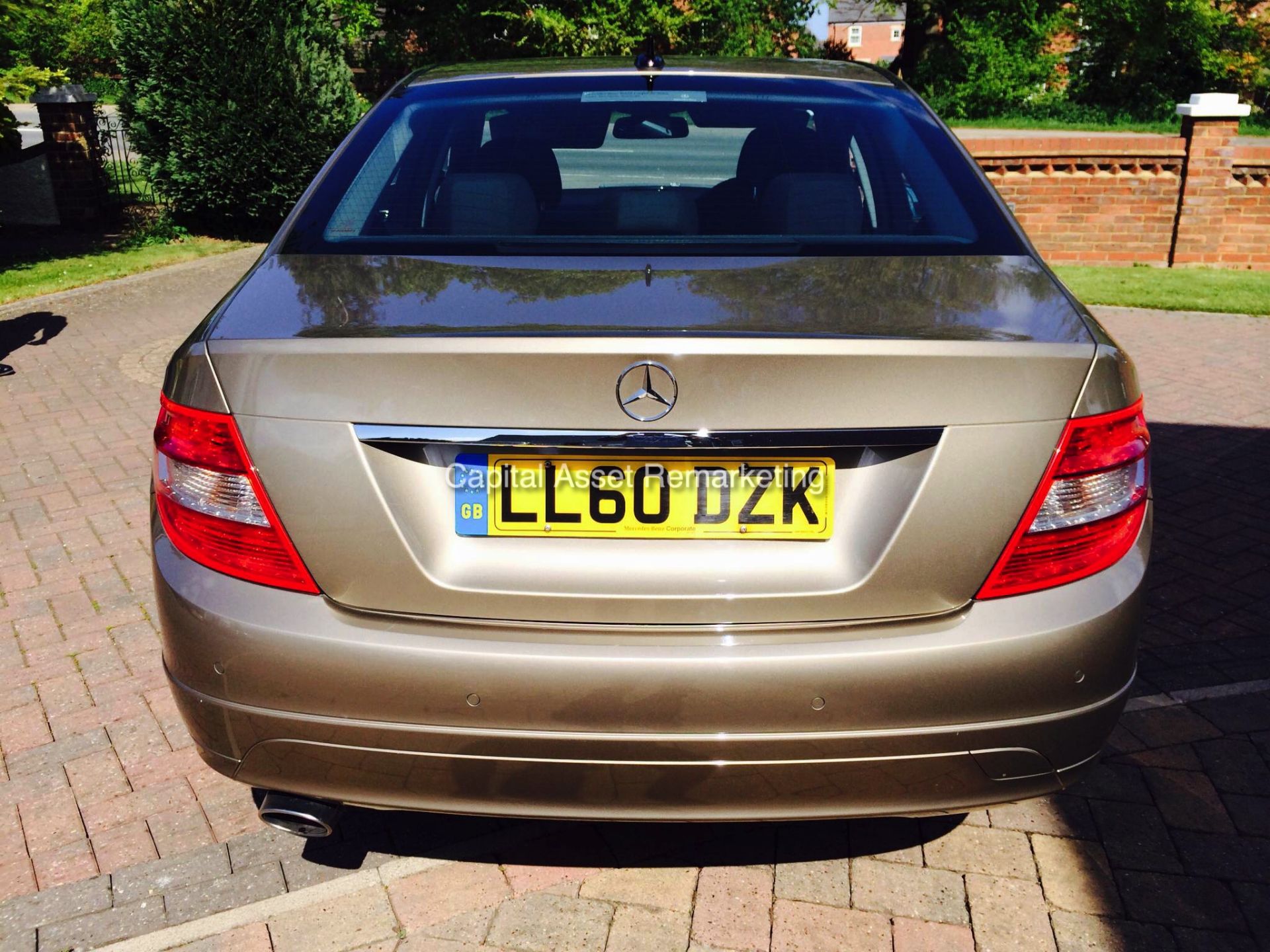 Mercedes-Benz C220cdi (Blue Efficiency) 'Executive Edition' (2010 - 60 Reg)  ** 1 OWNER - SAT NAV ** - Image 5 of 14