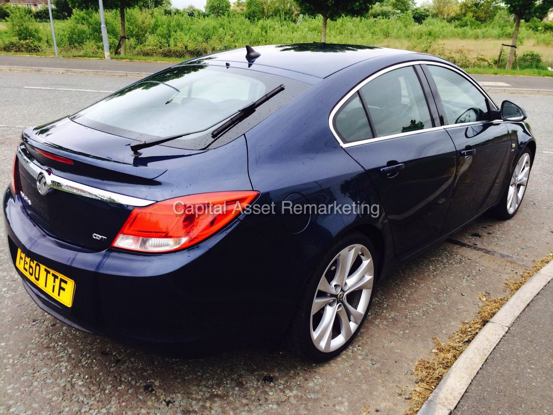 VAUXHALL INSIGNIA 2.0 CDTI 'SRI' (2010 - 60 REG) 158 BHP - 6 SPEED - AIR CON - SAT NAV - LOW MILES - Image 4 of 16