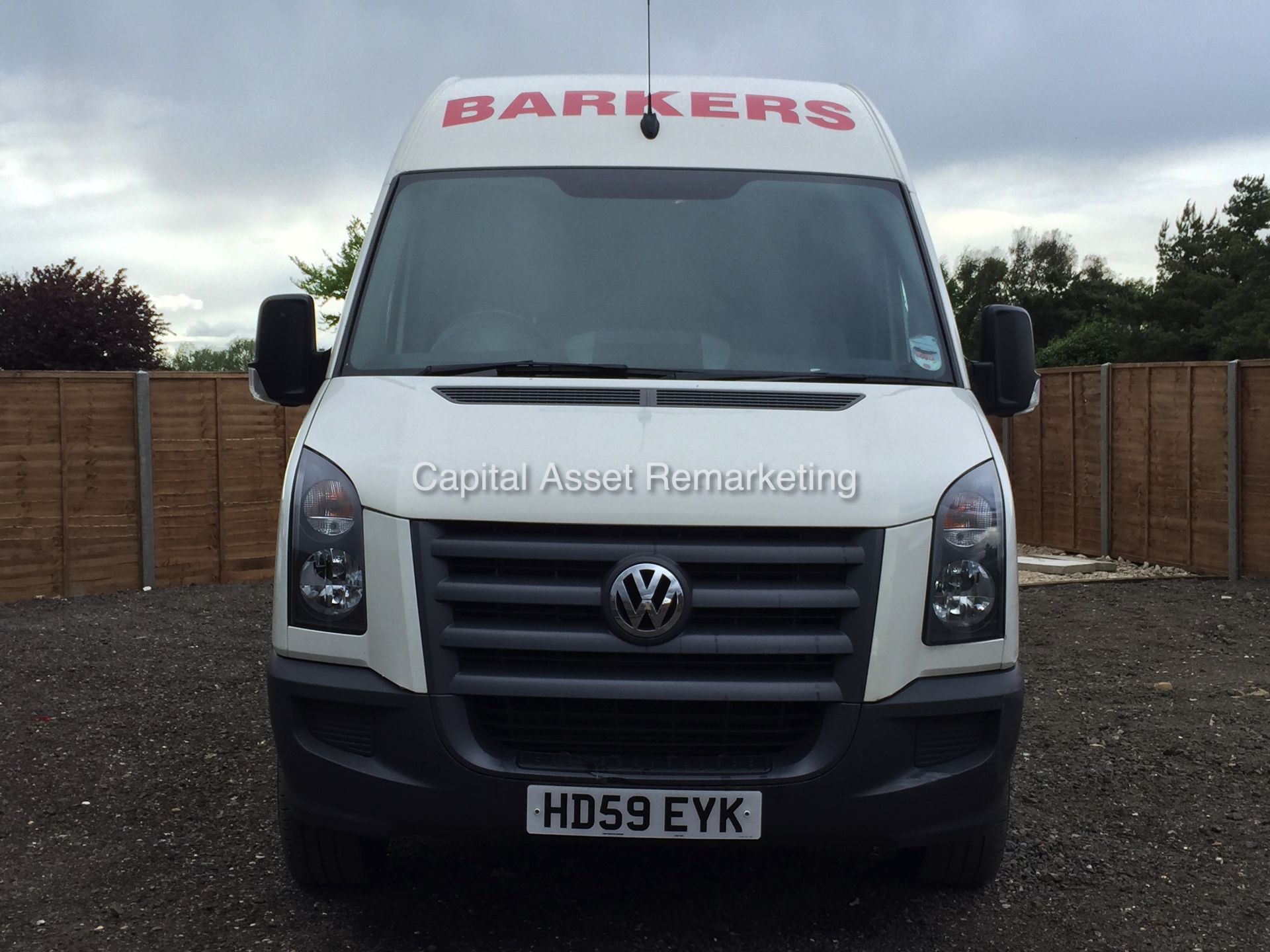 VW CRAFTER CR35 2.5 TDI 109 (2010 - 59 REG) LWB HI-ROOF (2.5 TDI - 109 BHP - 6 SPEED)  **NO VAT** - Image 2 of 17