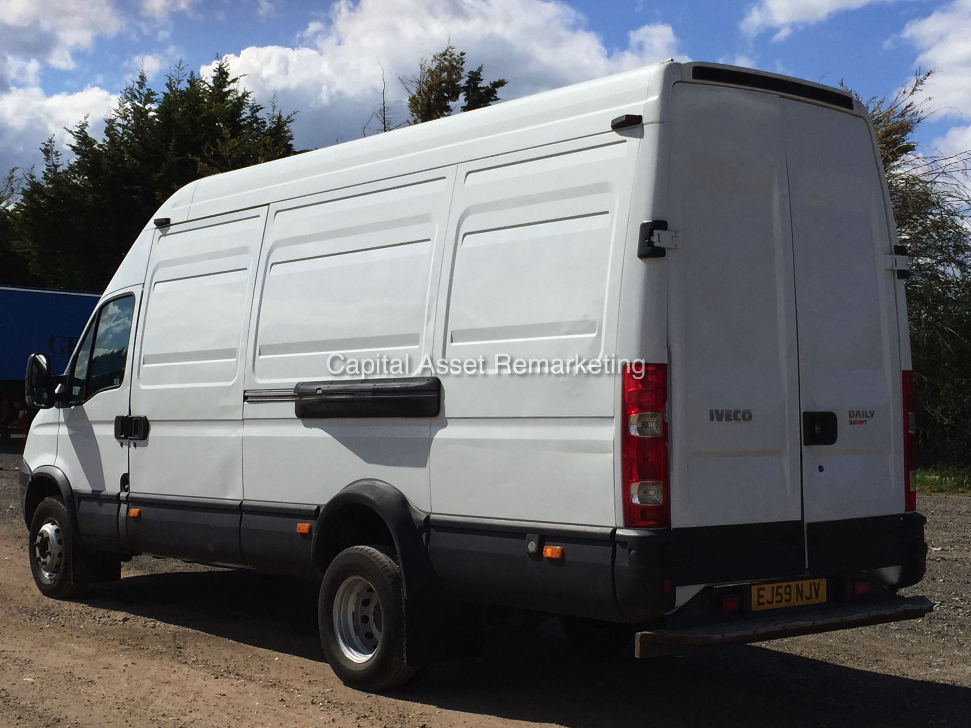 IVECO DAILY 65C18 3.0 HPT (2009 - 59 REG) LWB HI-ROOF  **1 OWNER FROM NEW - LOW MILES** - Image 5 of 19