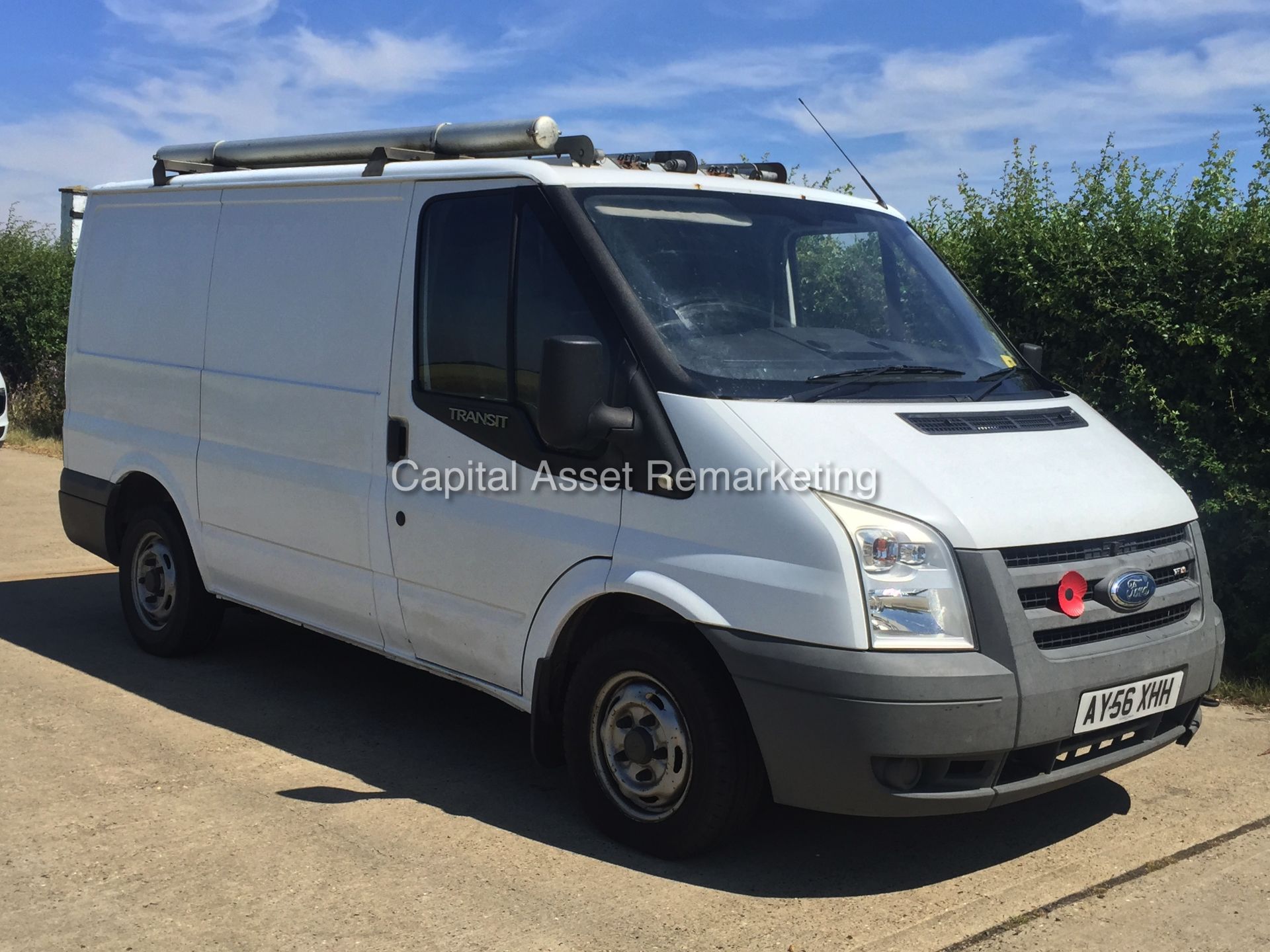 FORD TRANSIT 85 T260S FWD (2006 - 56 REG)   **NO VAT TO PAY - SAVE 20%**