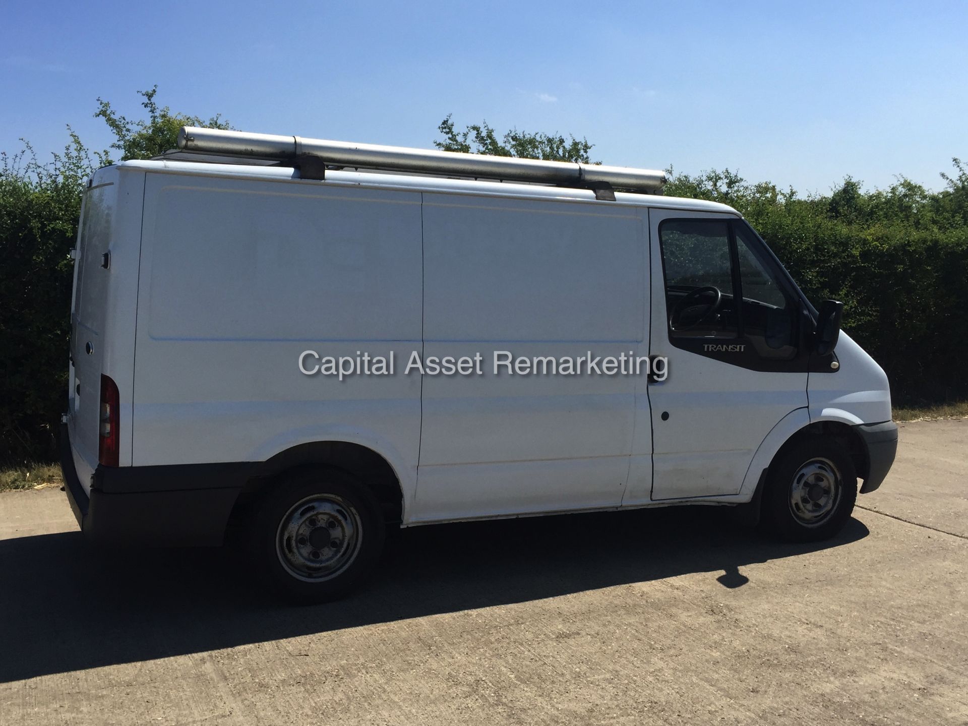 FORD TRANSIT 85 T260S FWD (2006 - 56 REG)   **NO VAT TO PAY - SAVE 20%** - Image 7 of 16
