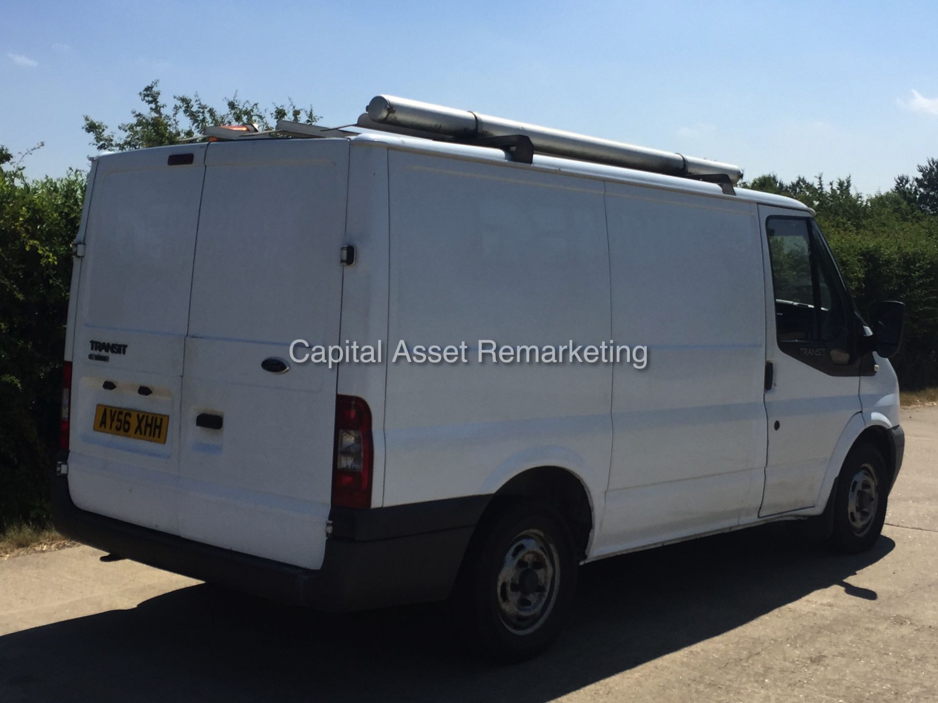 FORD TRANSIT 85 T260S FWD (2006 - 56 REG)   **NO VAT TO PAY - SAVE 20%** - Image 6 of 16