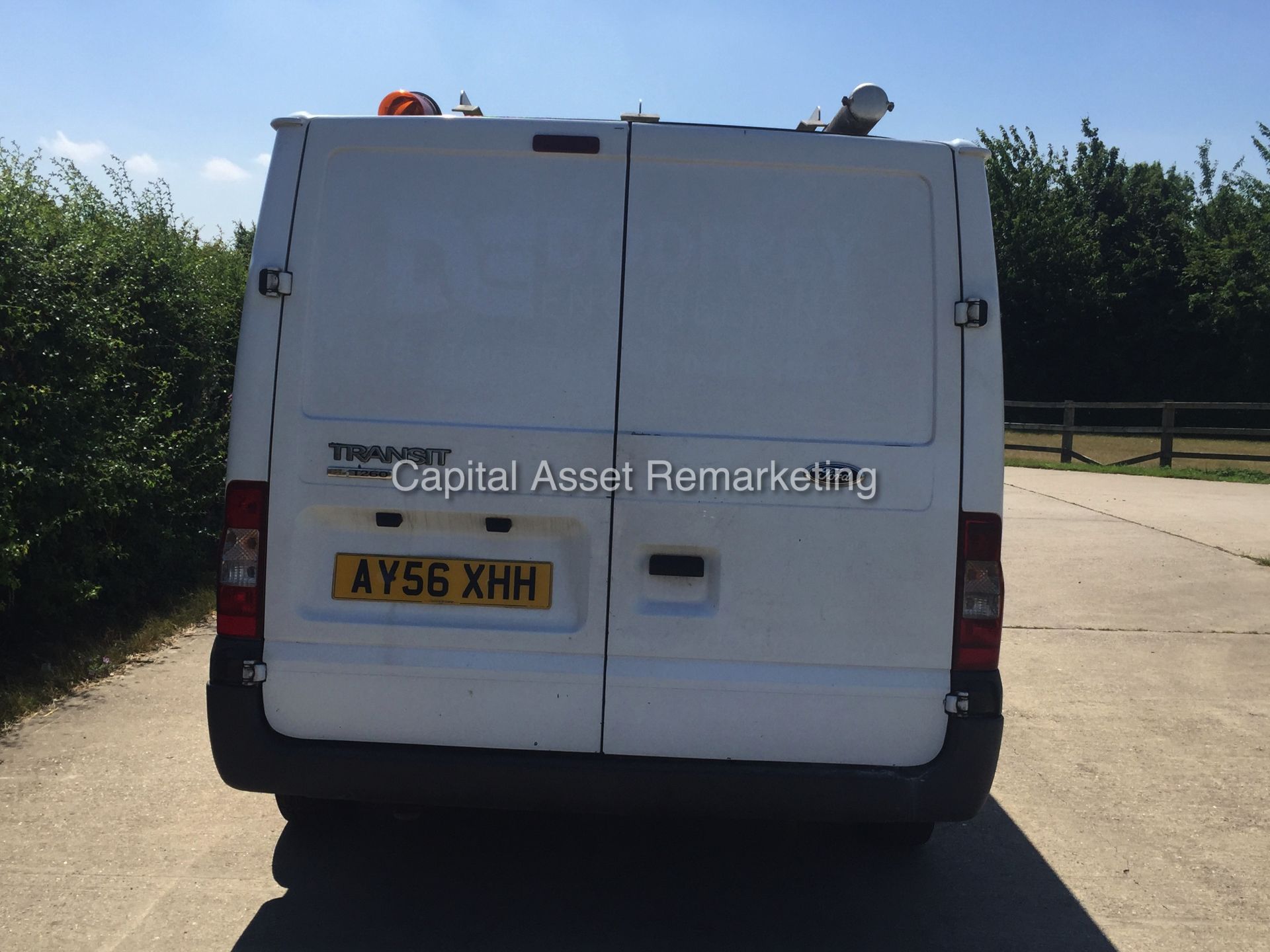 FORD TRANSIT 85 T260S FWD (2006 - 56 REG)   **NO VAT TO PAY - SAVE 20%** - Image 5 of 16